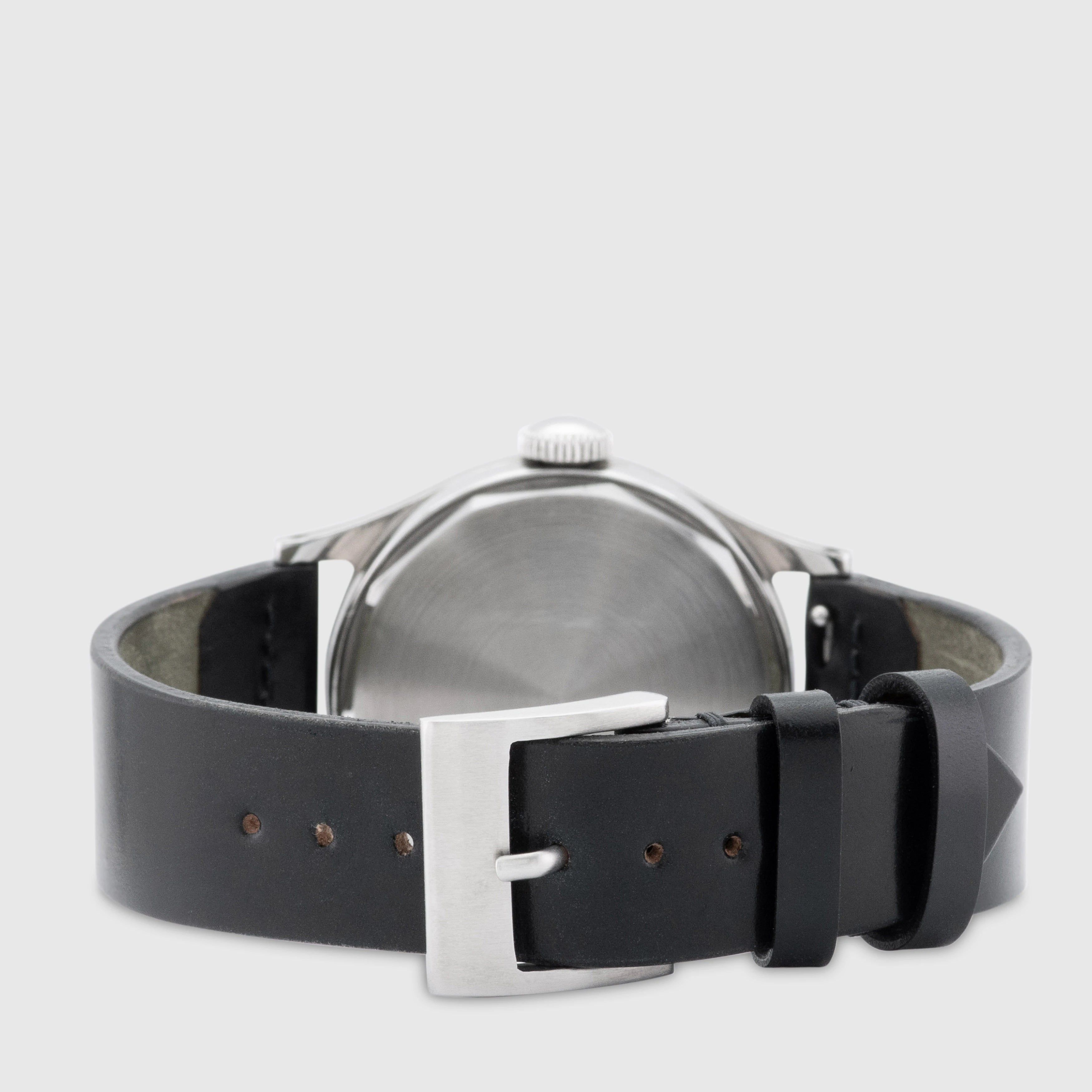 1944 Patek Philippe Calatrava Ref. 565 (Extract from Archives)