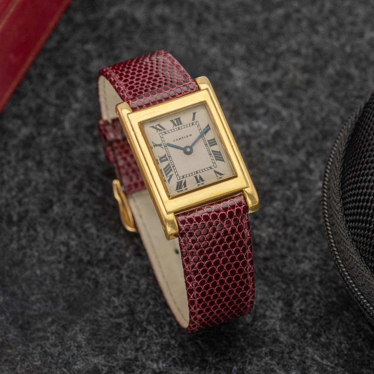 1940's Cartier Tank Cornice Bec D'Aigle 18K (with Box)