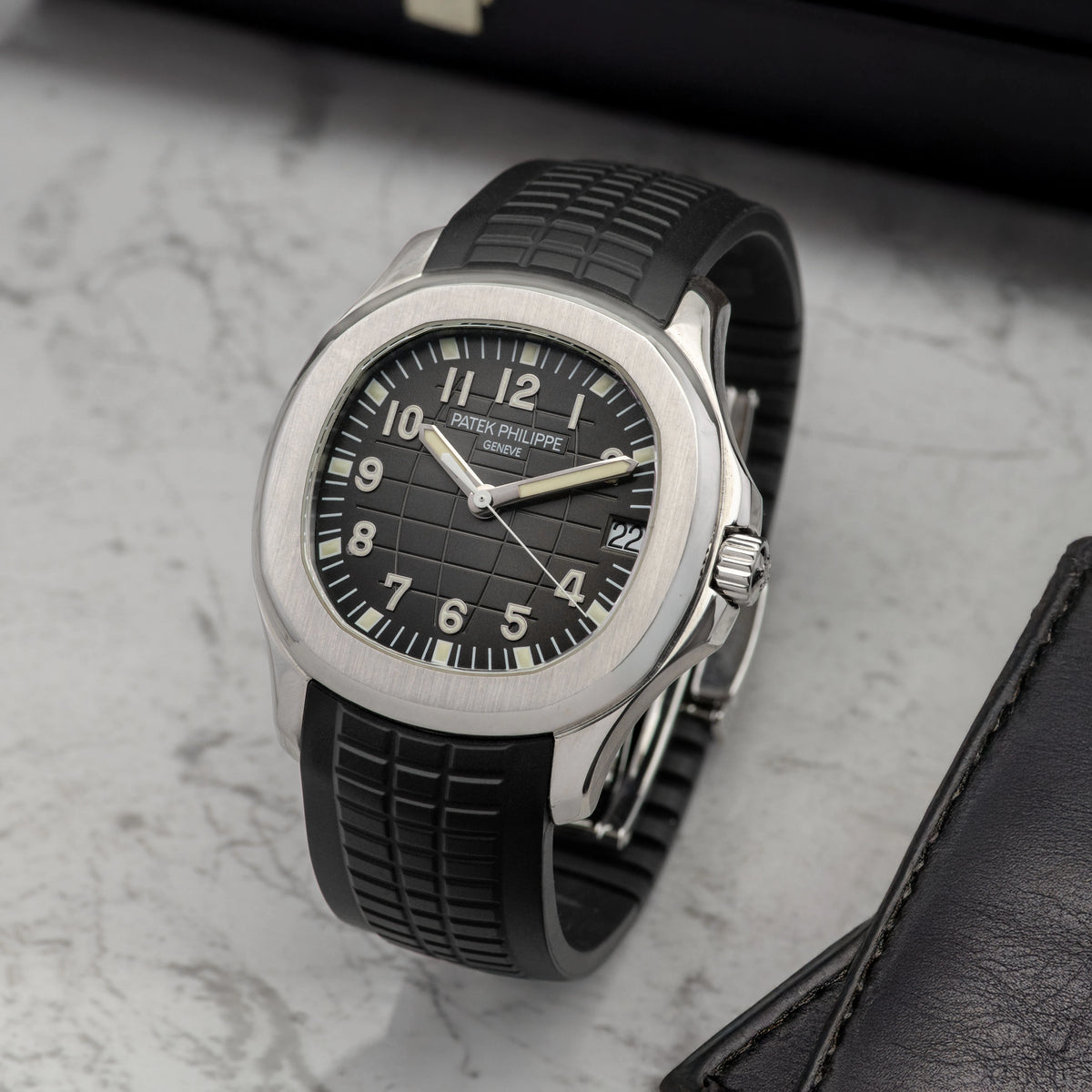 2007 Patek Philippe Aquanaut Ref. 5165A-001 (Full Set)