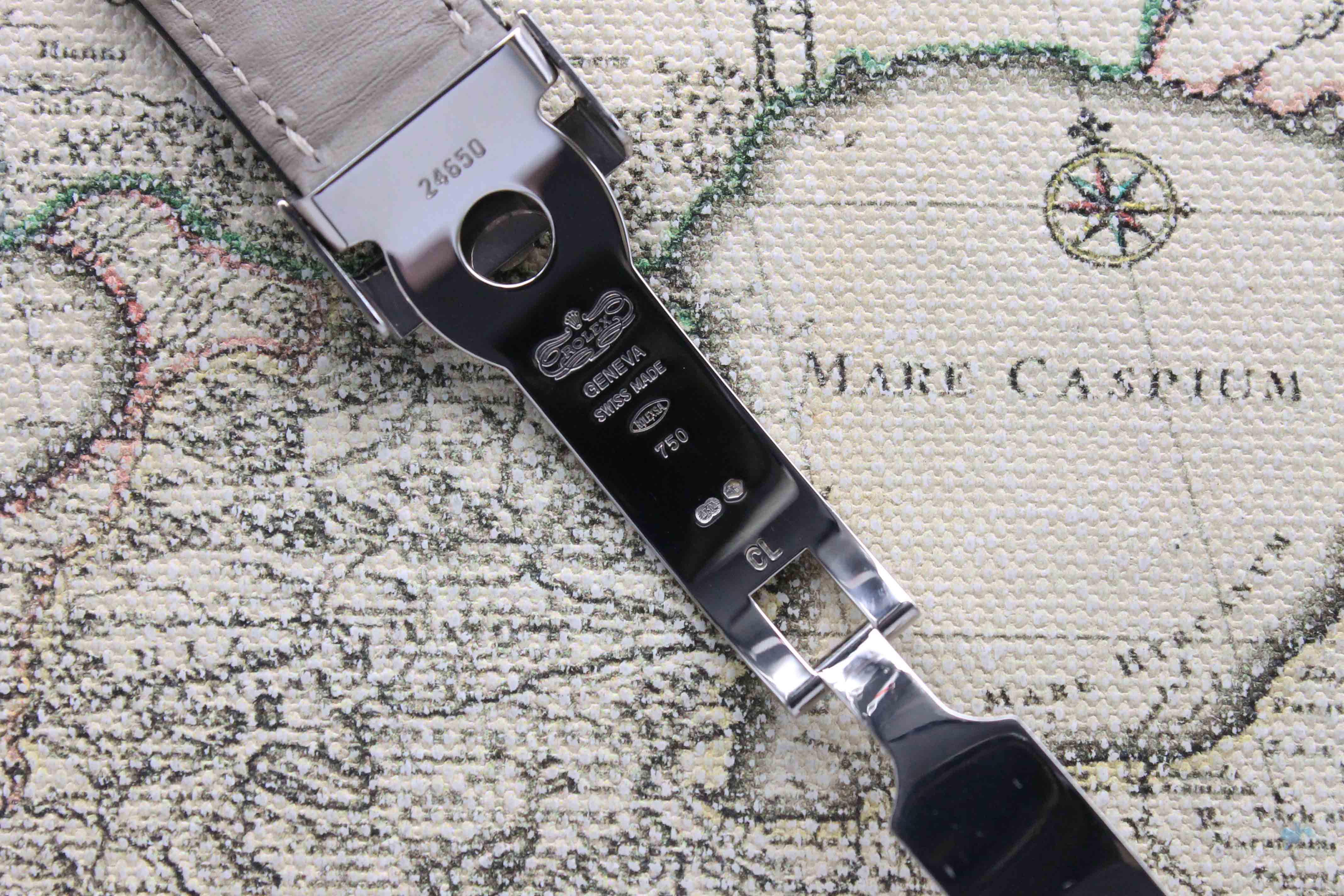 2004 Rolex Daytona Tahitian MOP Dial Ref. 116519 (with Certificate)