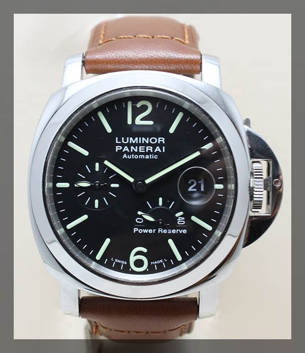 2006 - Panerai PAM 90 (44mm) - Momentum Dubai