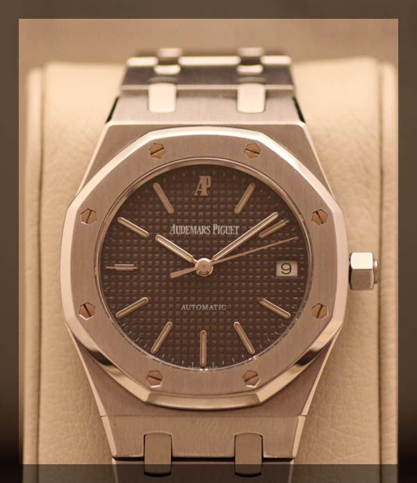Audemars Piguet Royal Oak Jumbo Jubilee (3.1.070) - Momentum Dubai