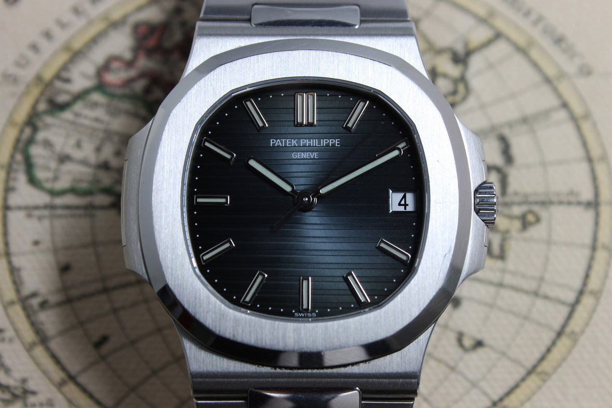2013 - Patek Philippe Nautilus 5711 - Momentum Dubai