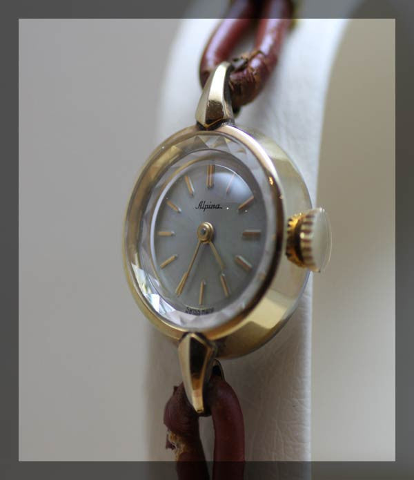 Alpina Cocktail Watch (2.5.153) - Momentum Dubai