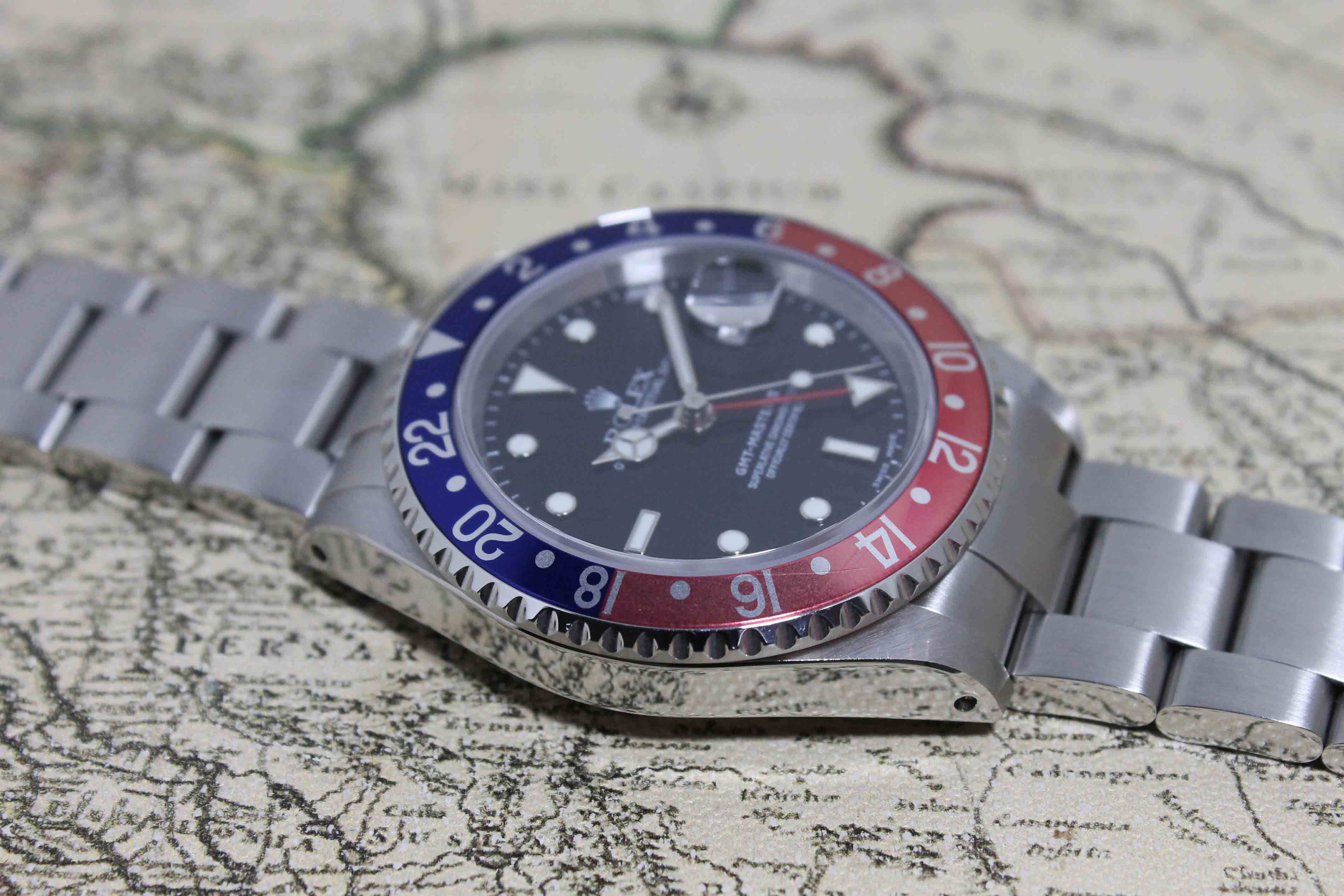 2001 Rolex GMT Master II Pepsi Ref. 16710 (Full Set)