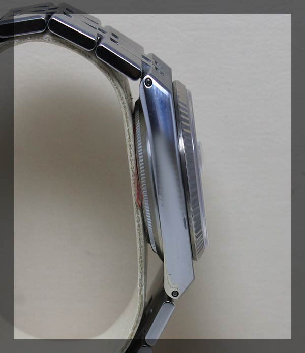 Rolex Oysterquartz (3.1.523) - Momentum Dubai