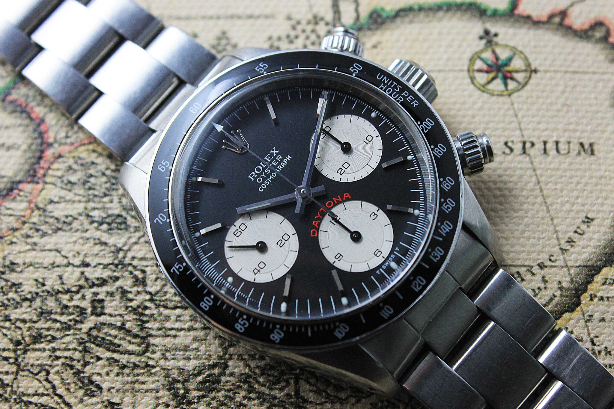 Rolex Vintage Daytona (1.1.399) - Momentum Dubai