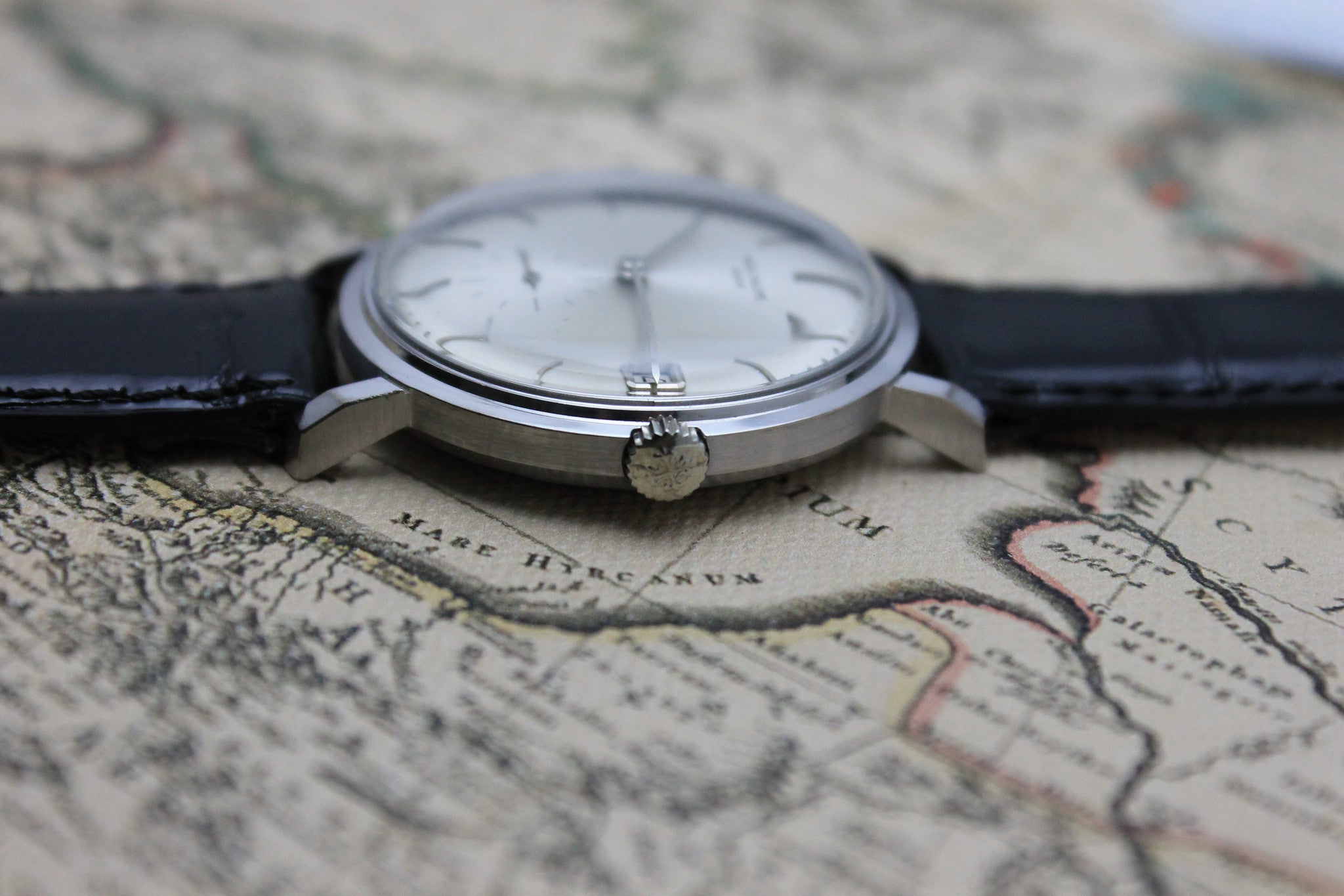 1963 - Patek Philippe Calatrava - Momentum Dubai