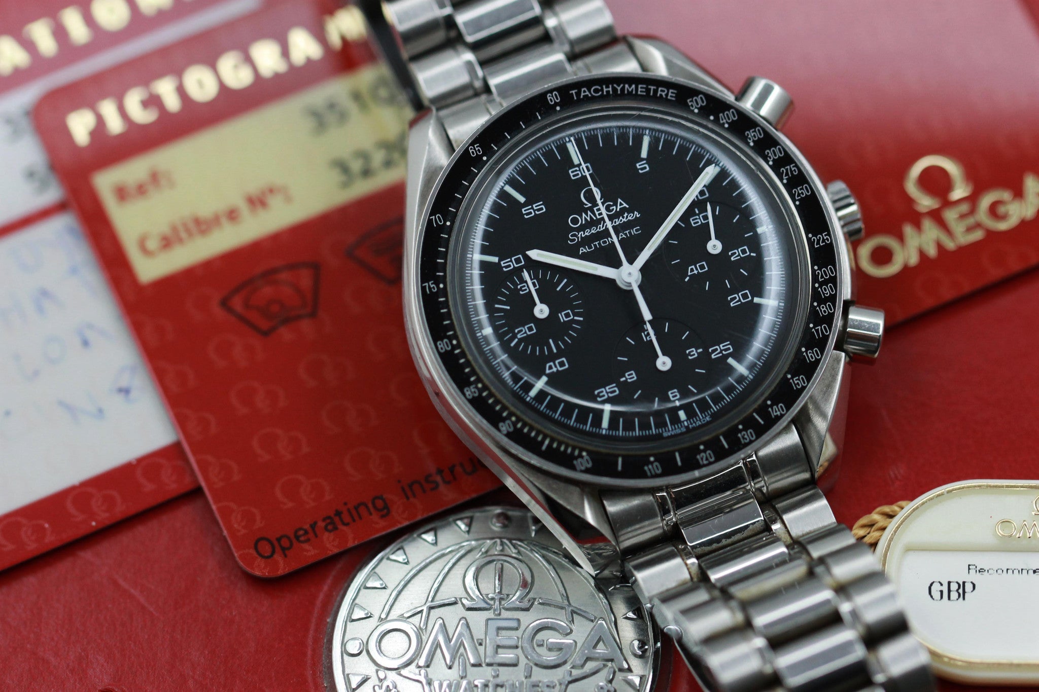 2004 - Omega Speedmaster Auto (full set) - Momentum Dubai