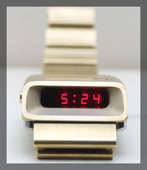 Girard Perregaux Casquette (1.5.263) - Momentum Dubai