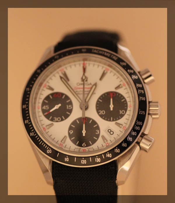 Omega Speedmaster (3.1.002) - Momentum Dubai