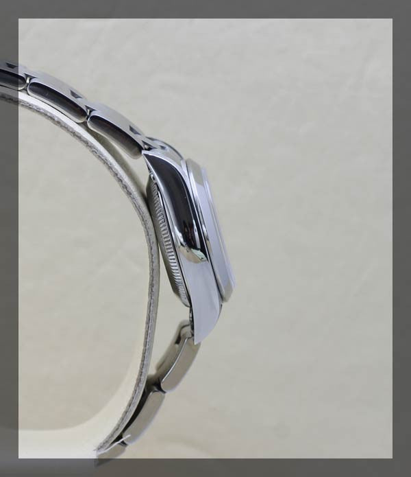 Rolex Oyster Perpetual (2.1.271) - Momentum Dubai