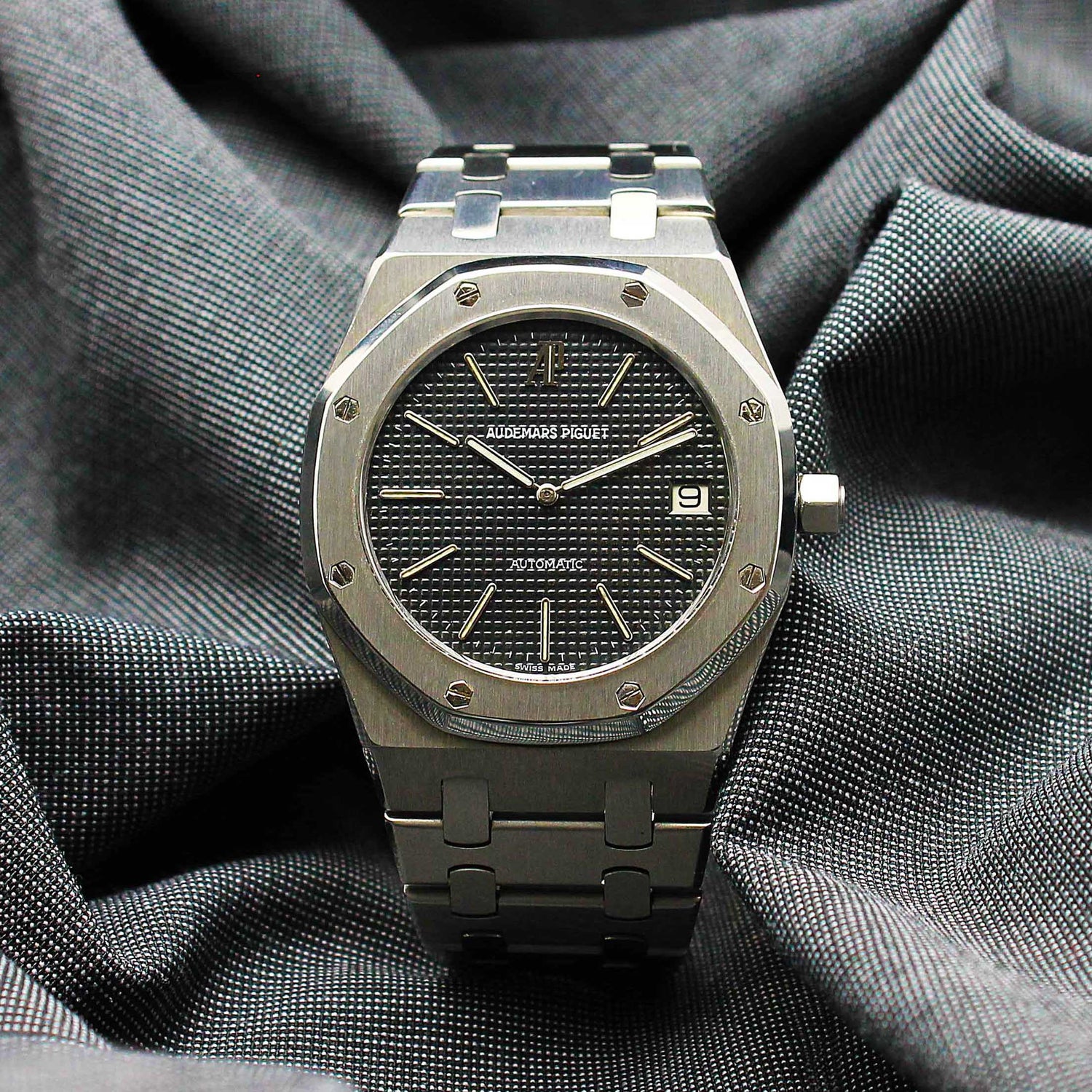 Why the True Collector Loves the Audemars Piguet Royal Oak