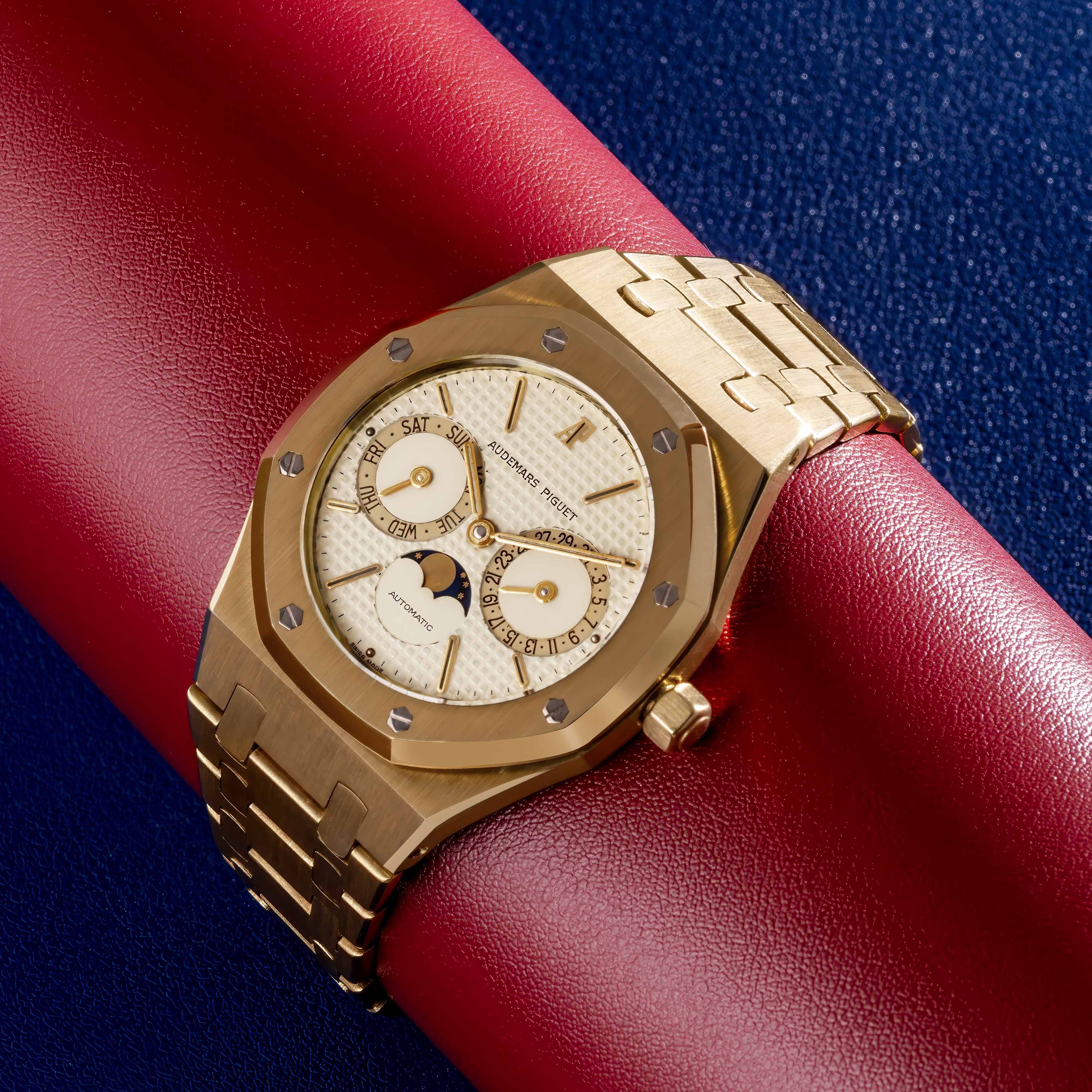 1980'S Audemars Piguet Royal Oak 18K Annual Calendar Ref. 25594BA