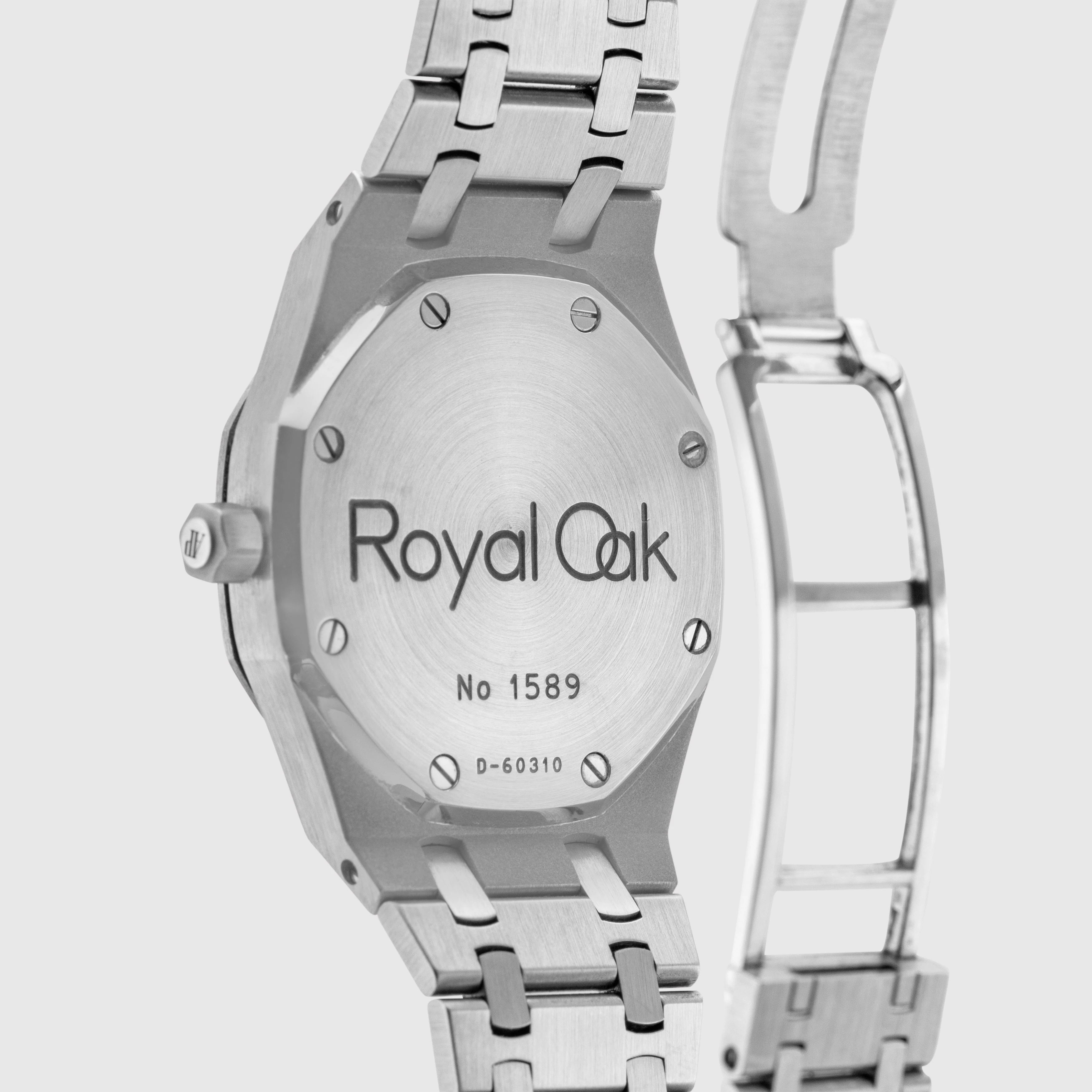 1990's Audemars Piguet Royal Oak White Dial Ref. 25594ST (with Service invoice)