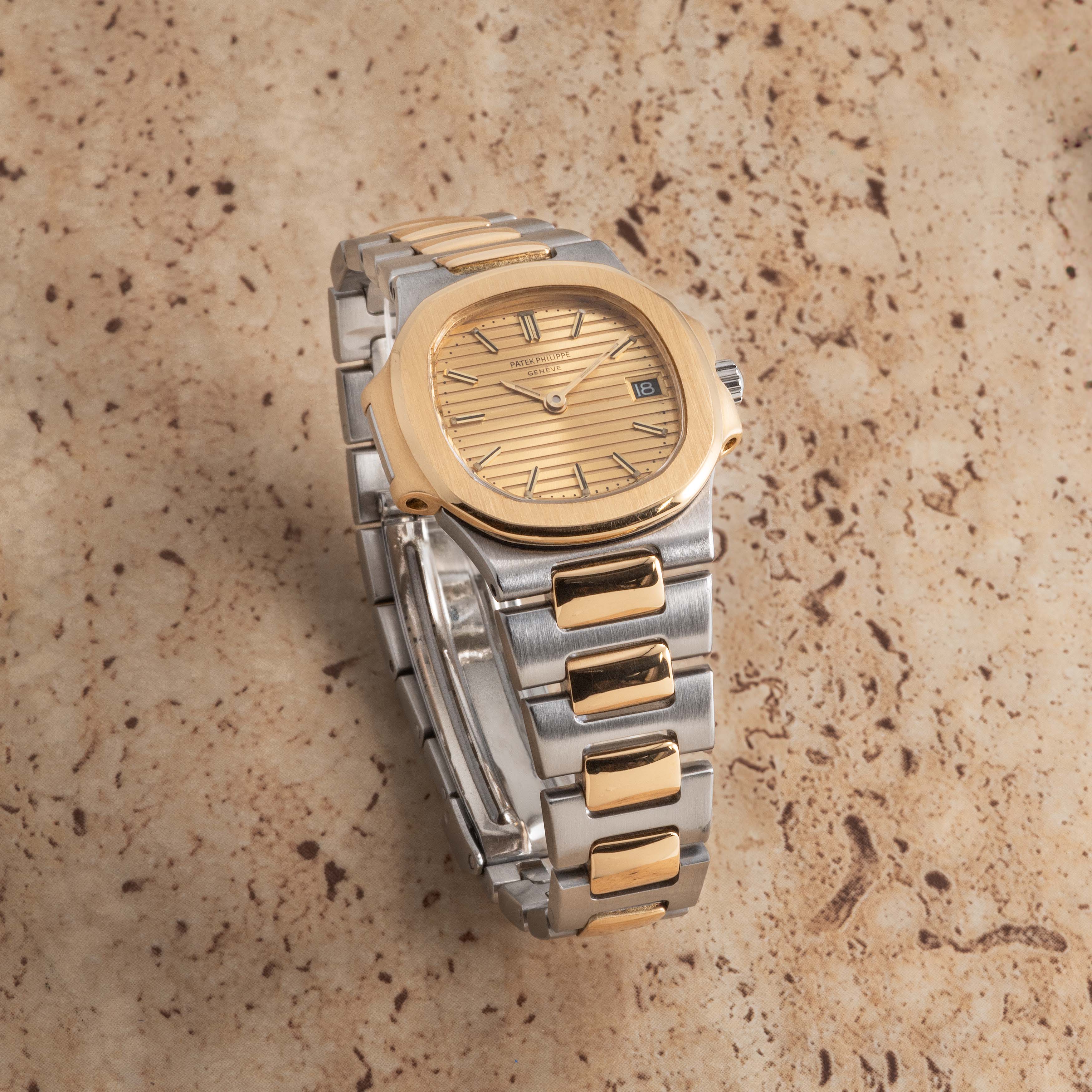 1985 Patek Philippe Nautilus Ladies St/G Ref. 4700/1