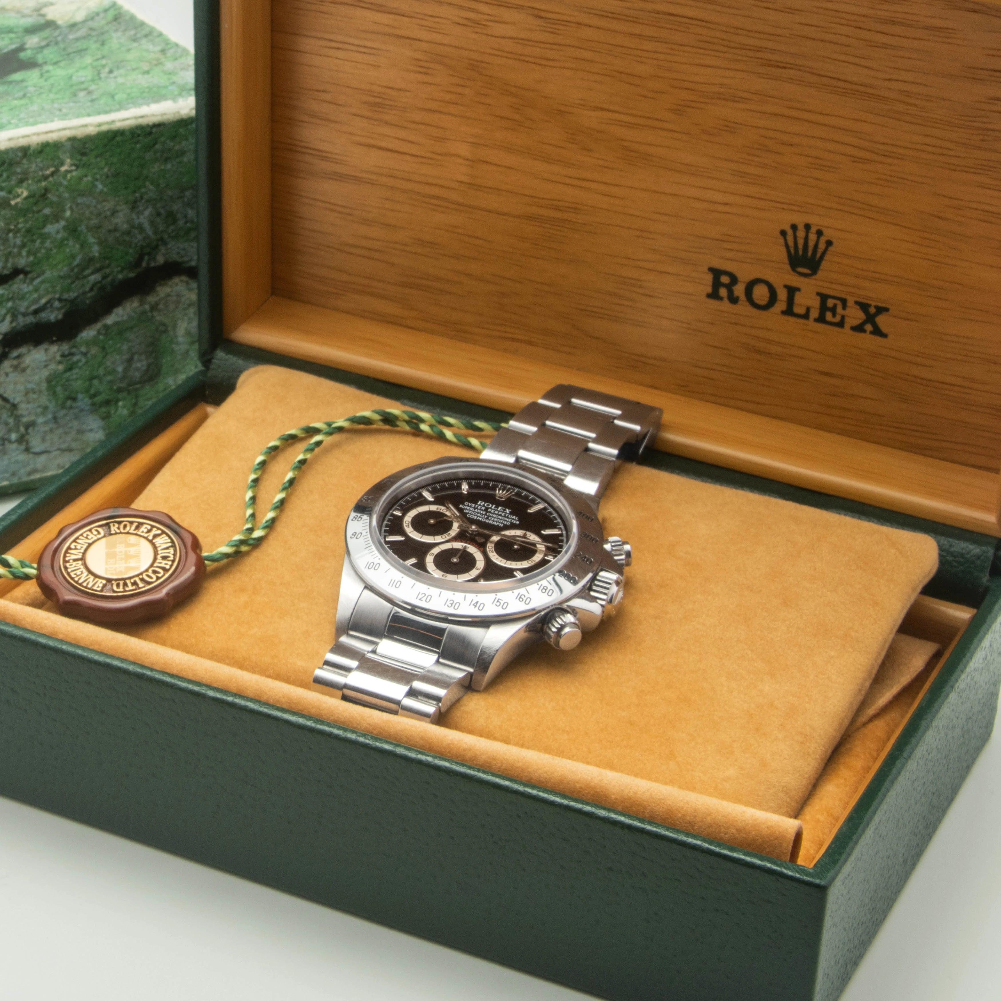 1993 Rolex Daytona Black Dial Ref. 16520 (with box)