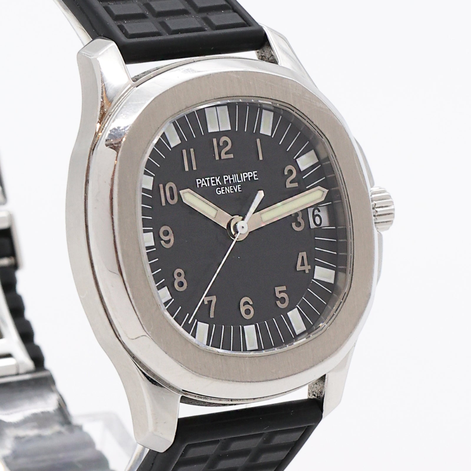 2006 Patek Philippe Aquanaut Ref. 5065A (with Certificate & Extract)