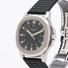 2006 Patek Philippe Aquanaut Ref. 5065A (with Certificate & Extract)