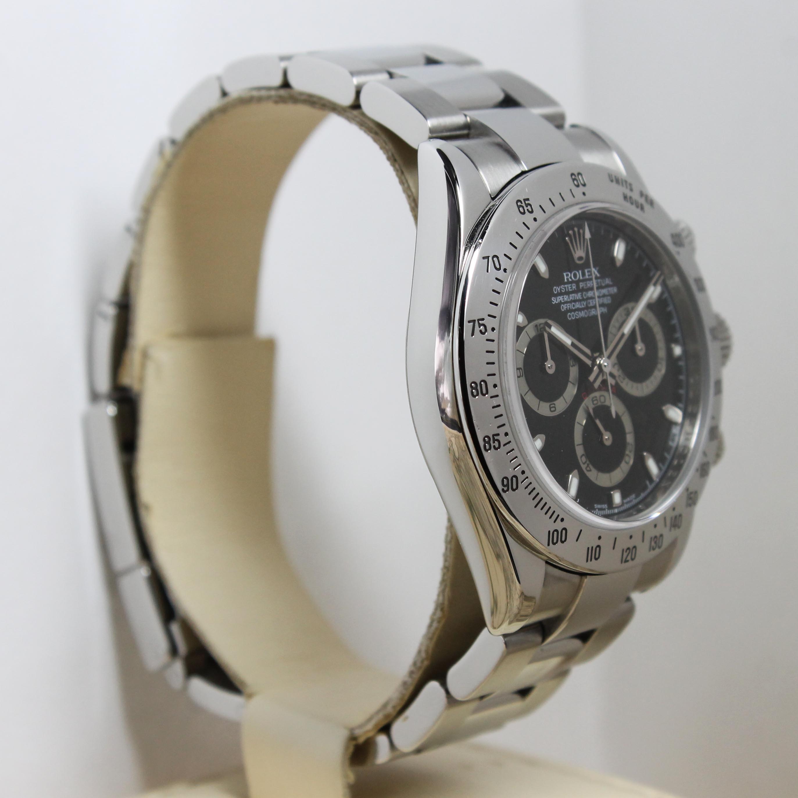 Rolex Daytona Ref. 116520 Year 2006 (with Box & Papers)