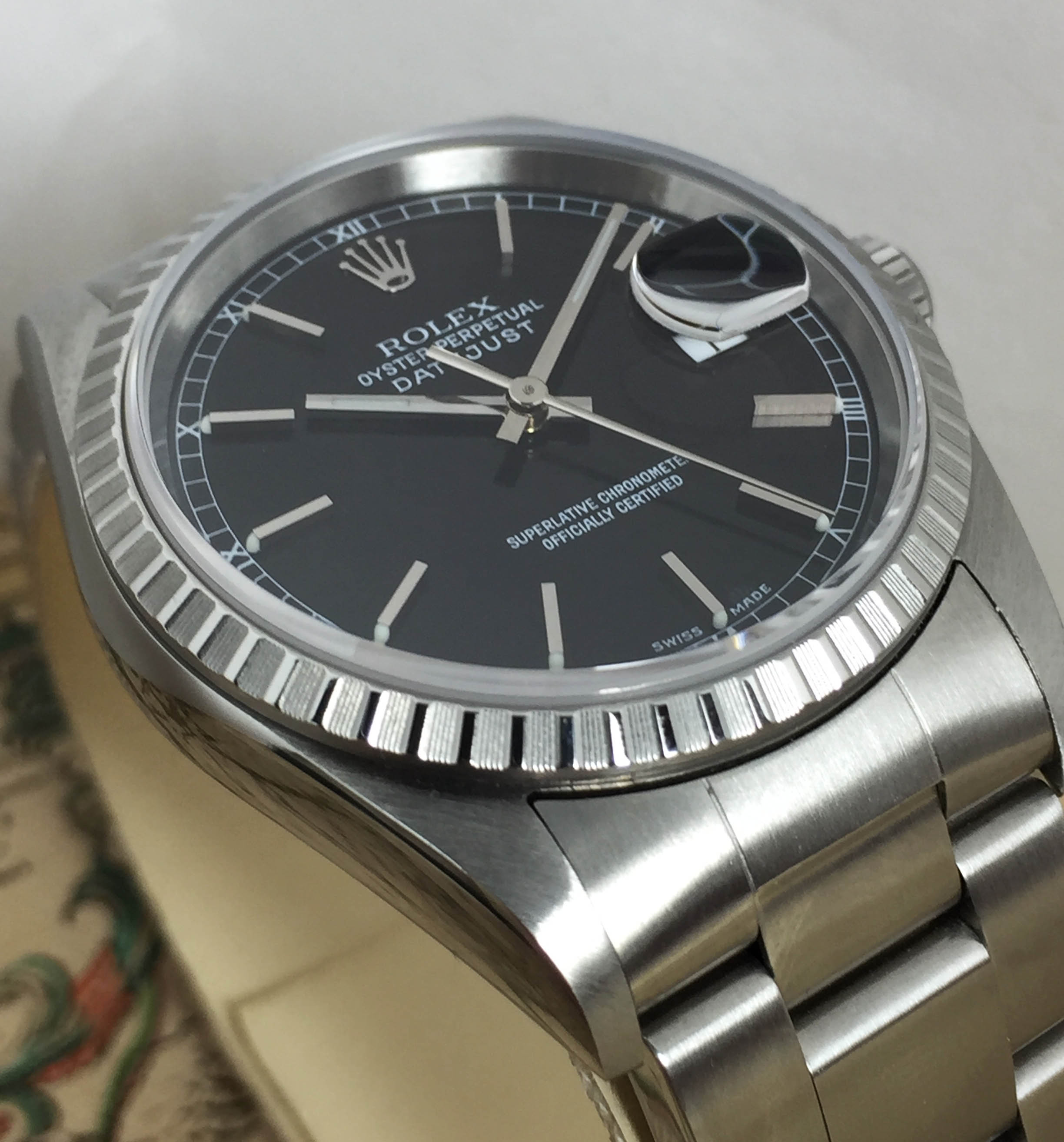 Rolex Datejust Ref. 16220 Year 2004 (Full Set)