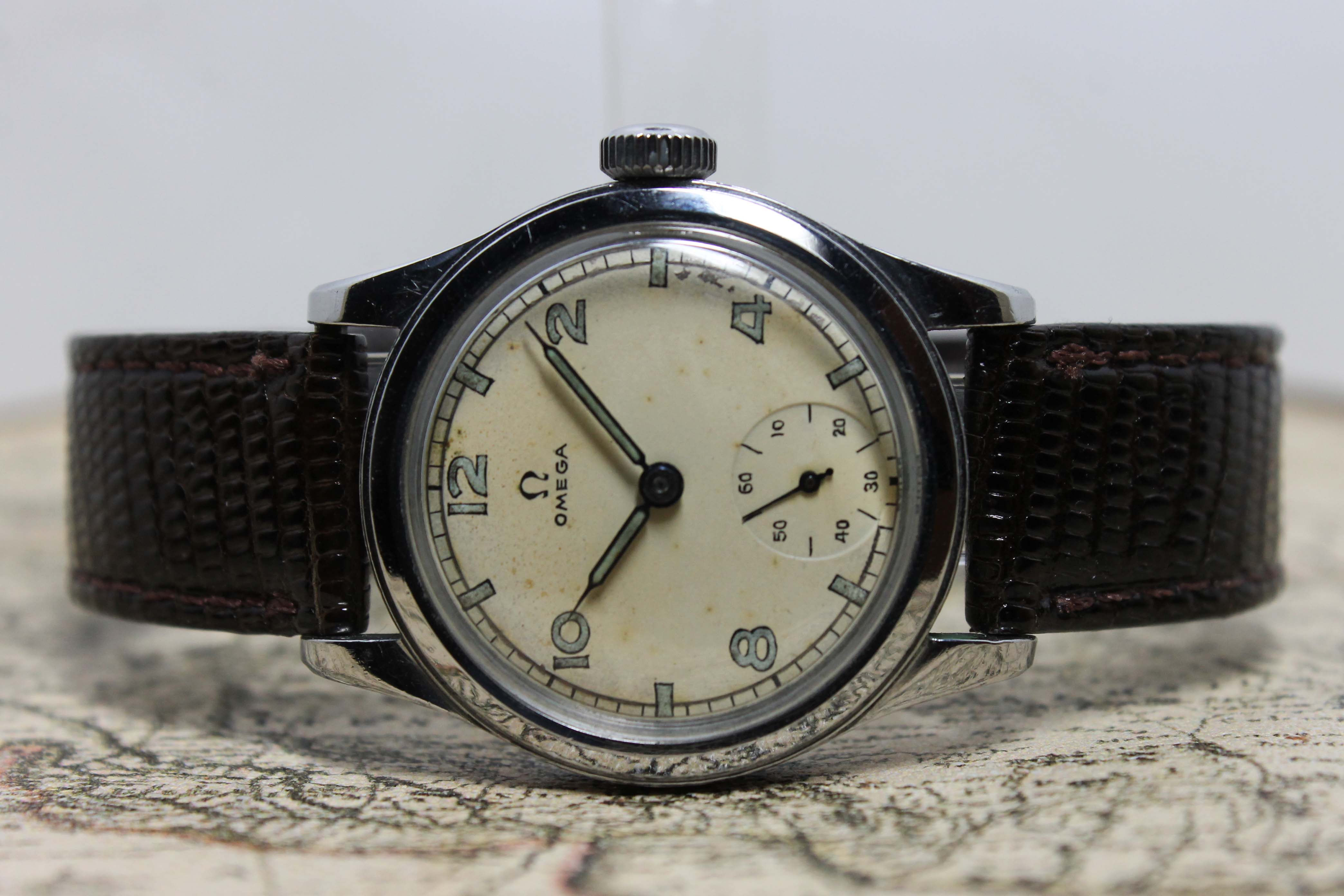 1944 Omega Sub Second Ref. 2165