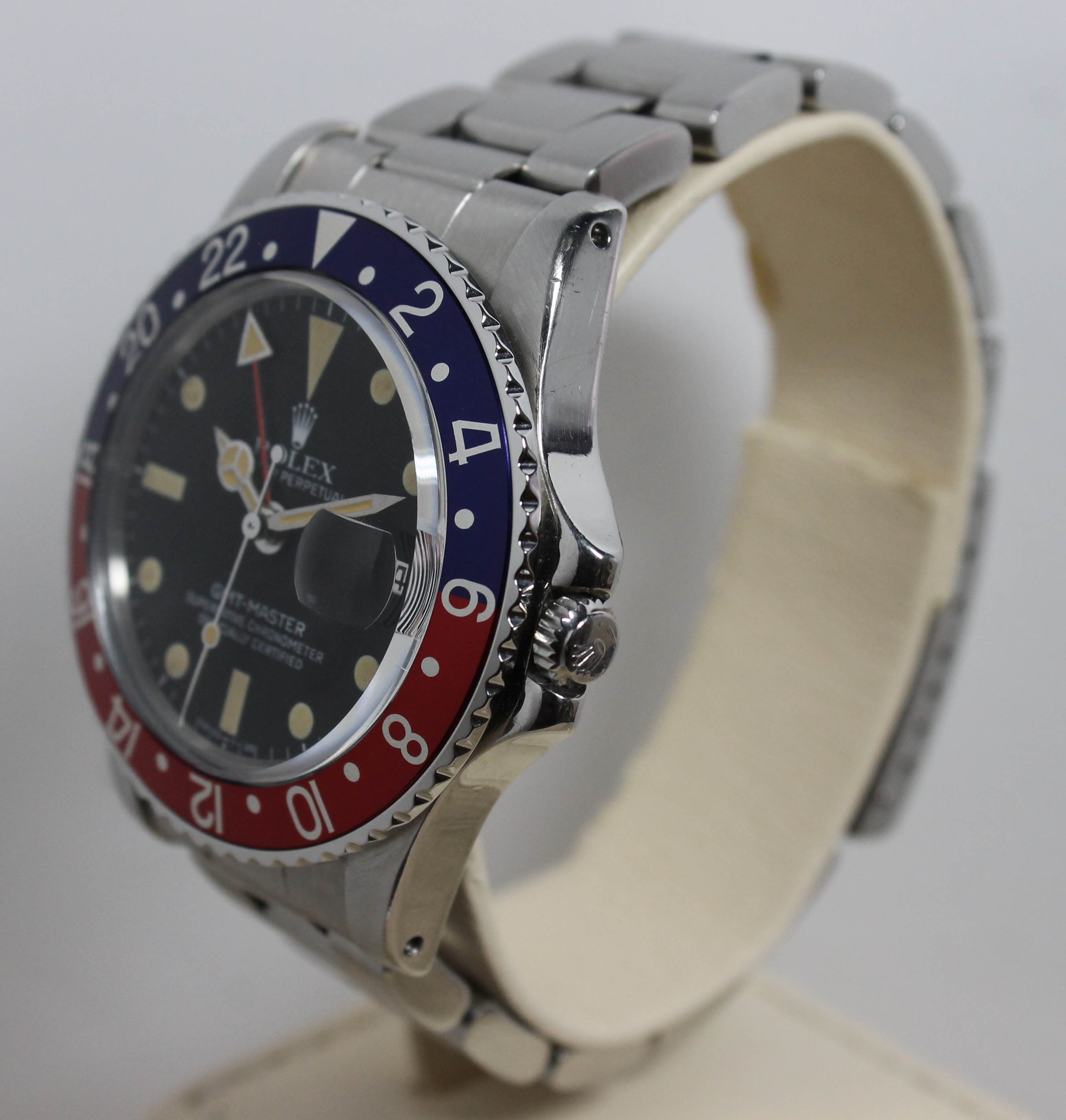 Rolex GMT Master Ref. 1675 Year 1977 (Full set)