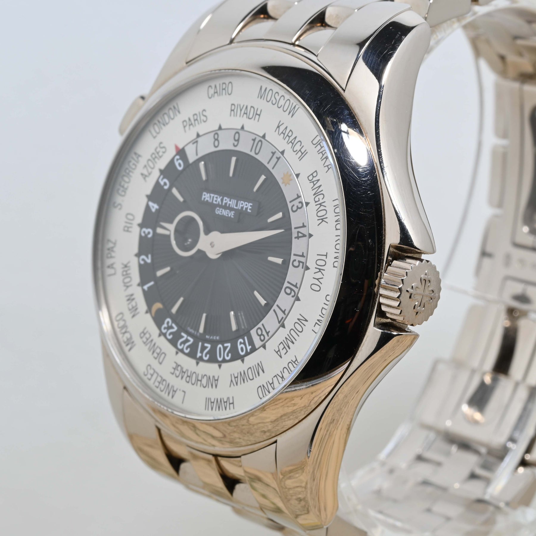 2013 Patek Philippe White Gold World Time Ref. 5130G (Full Set)