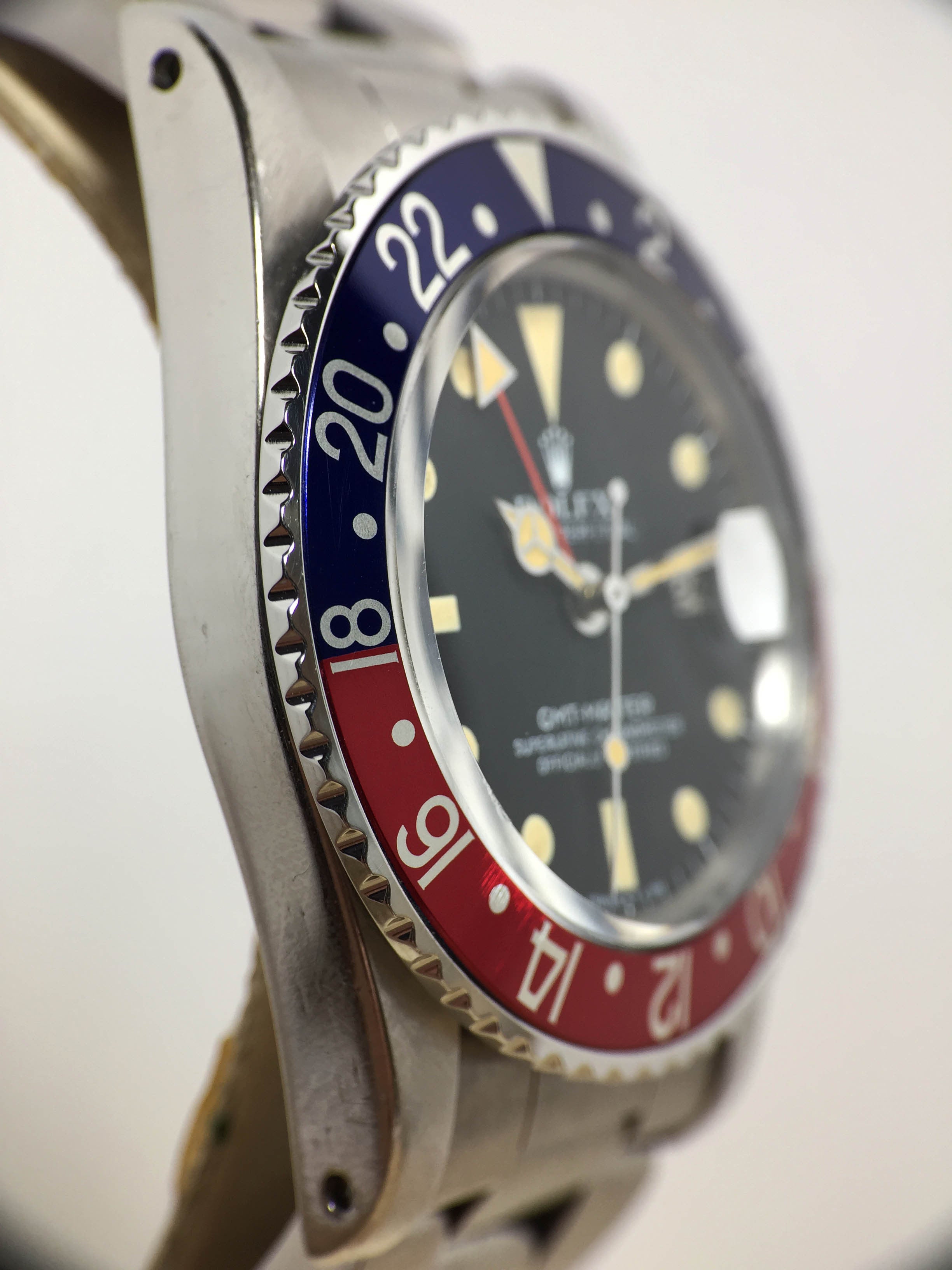 Rolex GMT Master Ref. 1675 Year 1977 (Full set)