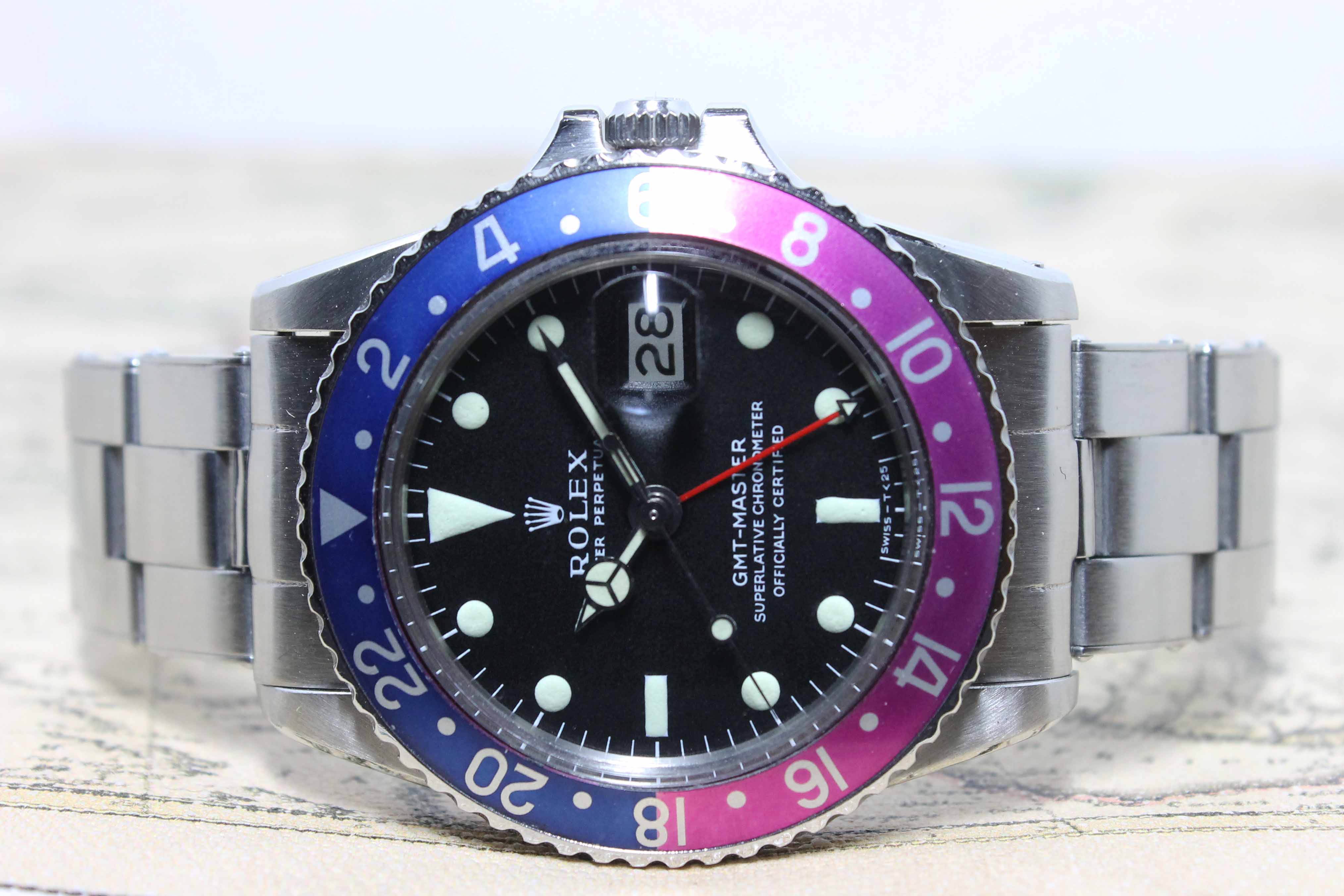 1966 Rolex GMT Master MK 0.5 Fuchsia 'Small GMT Hand' Ref. 1675