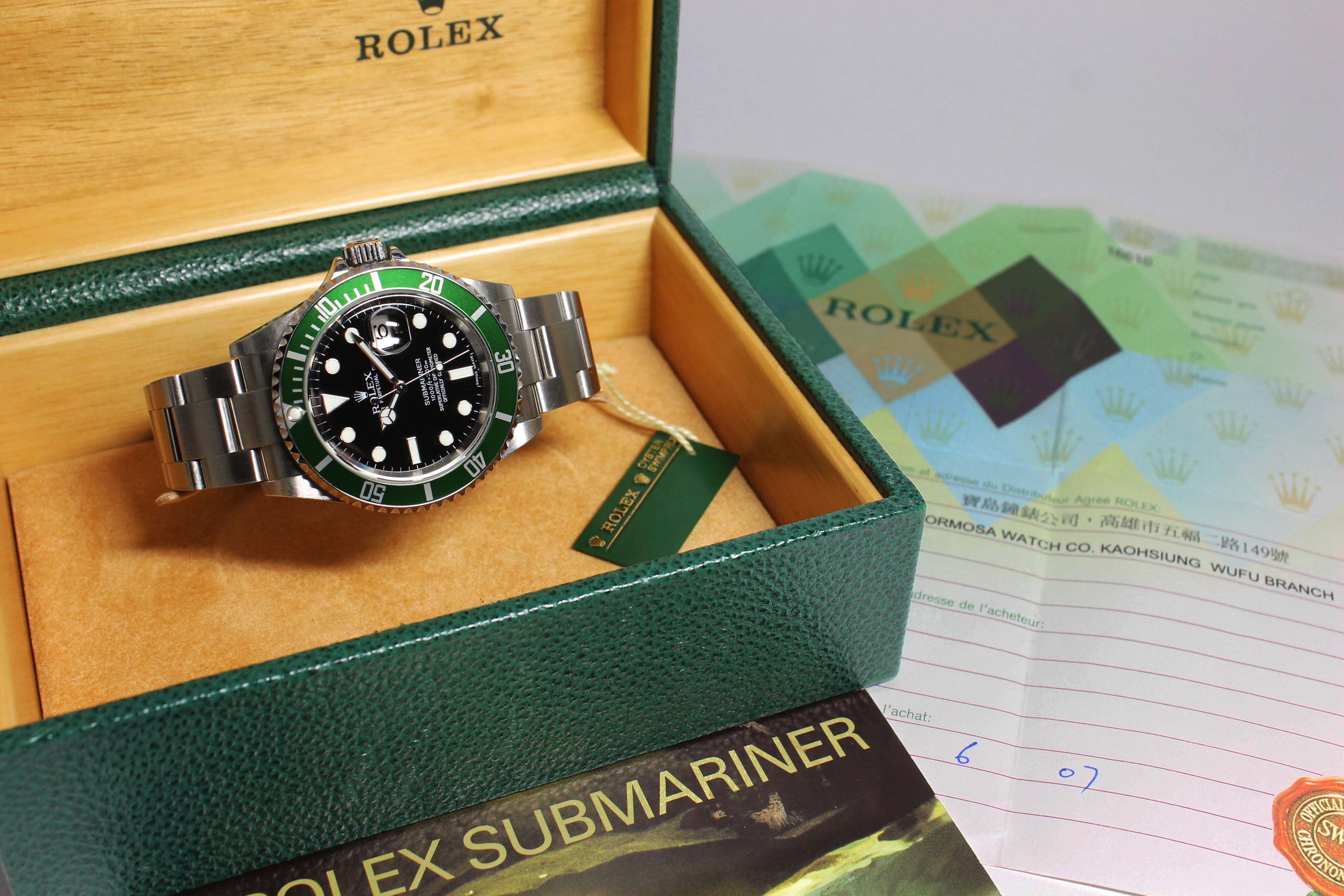 Rolex Submariner Anniversary NOS Ref. 16610LV Year 2006 (Full Set)