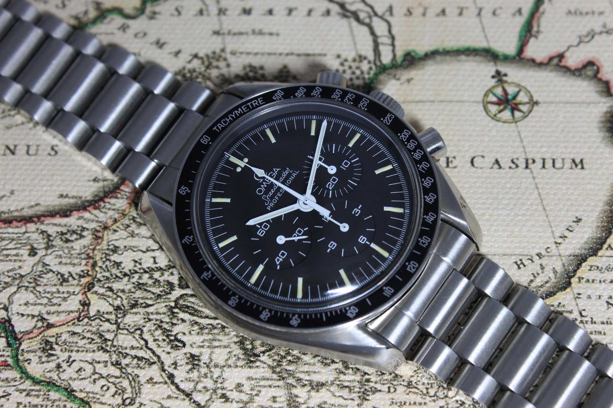 1989 - Omega Speedmaster Professional Apollo 11 - Momentum Dubai