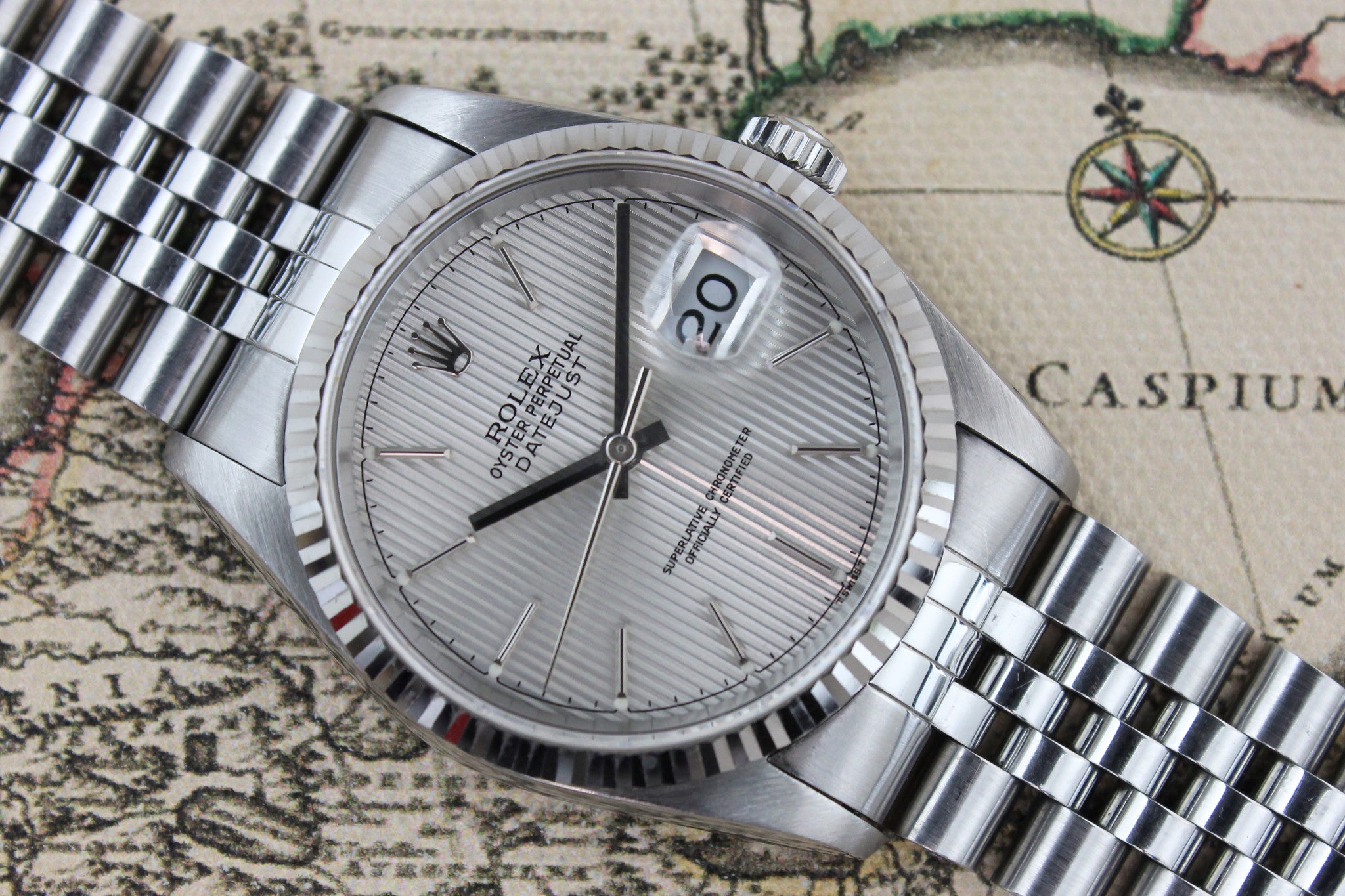 1991 - Rolex Datejust ST/WG - Momentum Dubai