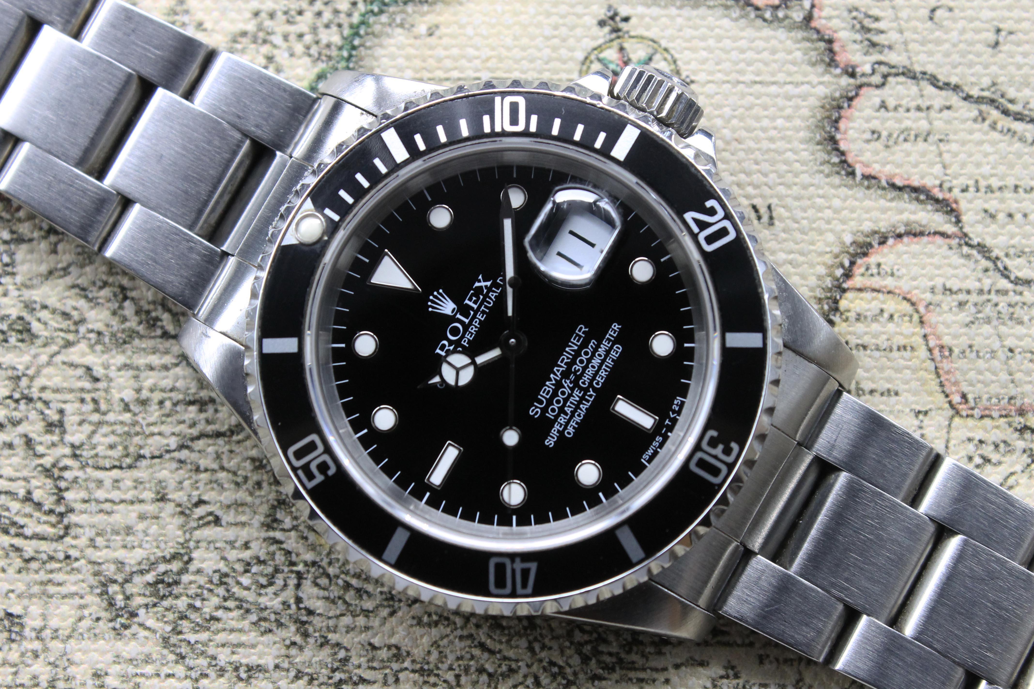 1993 Rolex Submariner Tritium Dial Ref. 16610 (Full Set)