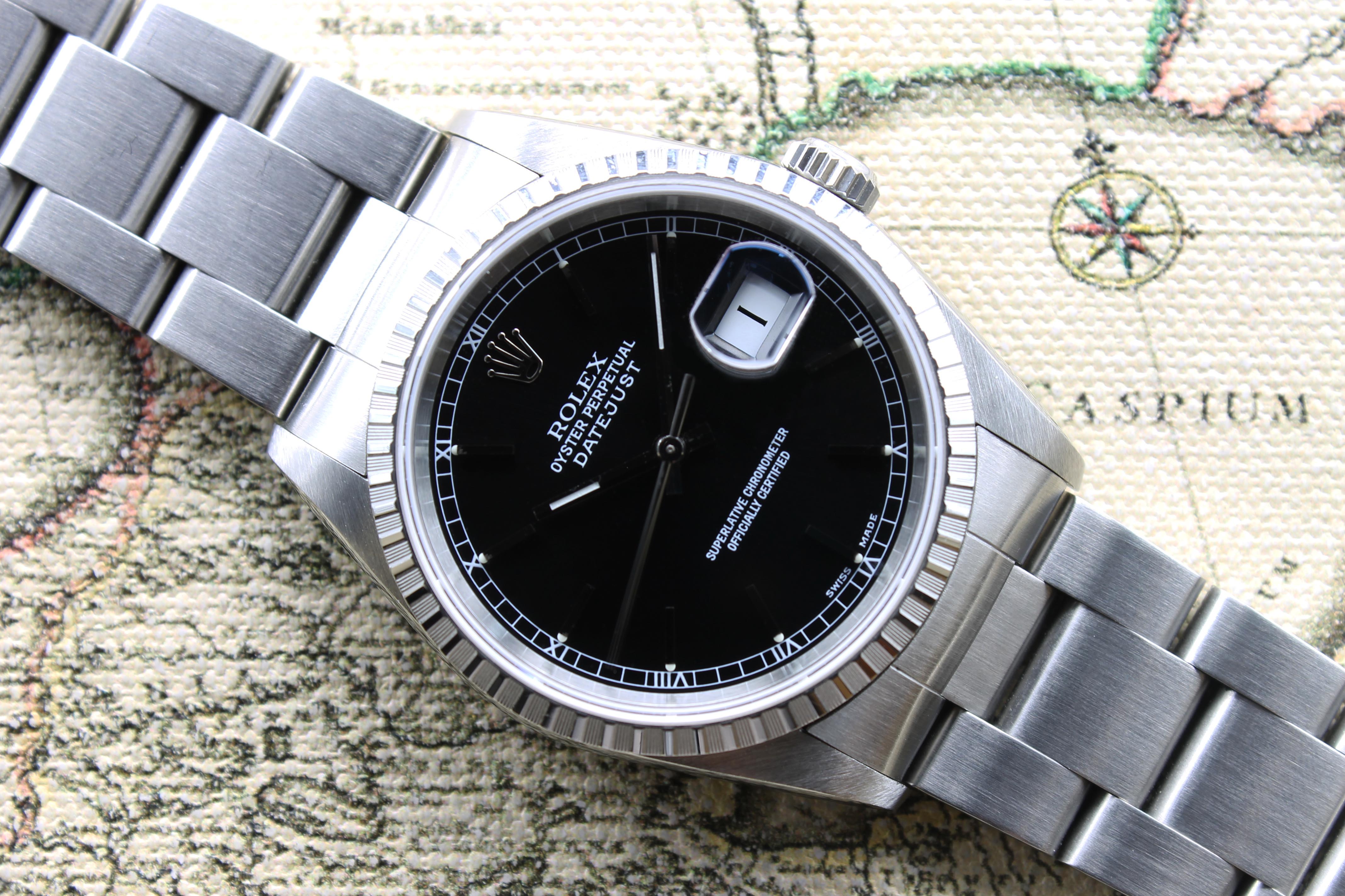 Rolex Datejust Ref. 16220 Year 2004 (Full Set)