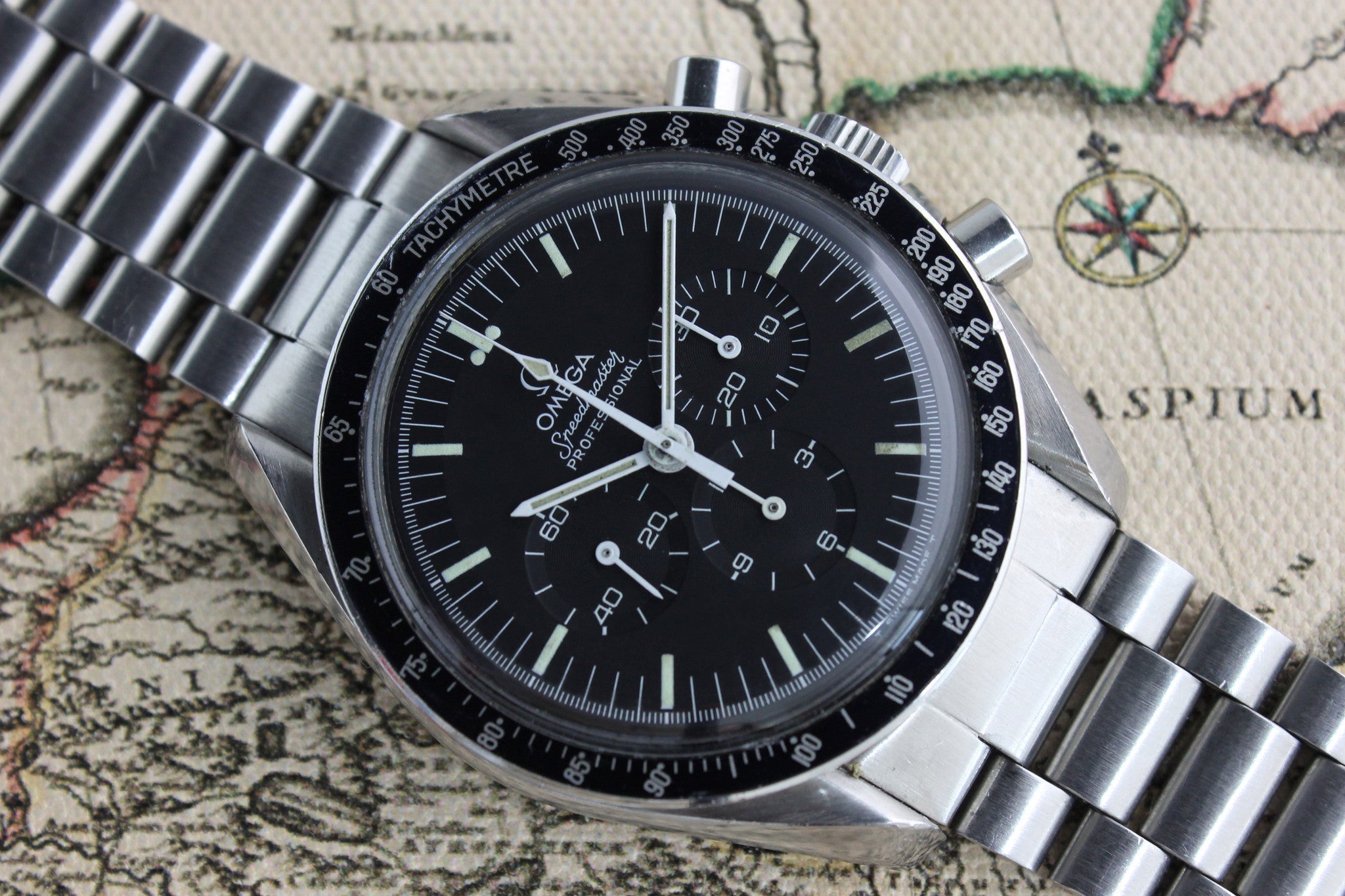 1983 - Omega Speedmaster Professional (With Certificate, Booklet, Purchase Receipt) - Momentum Dubai