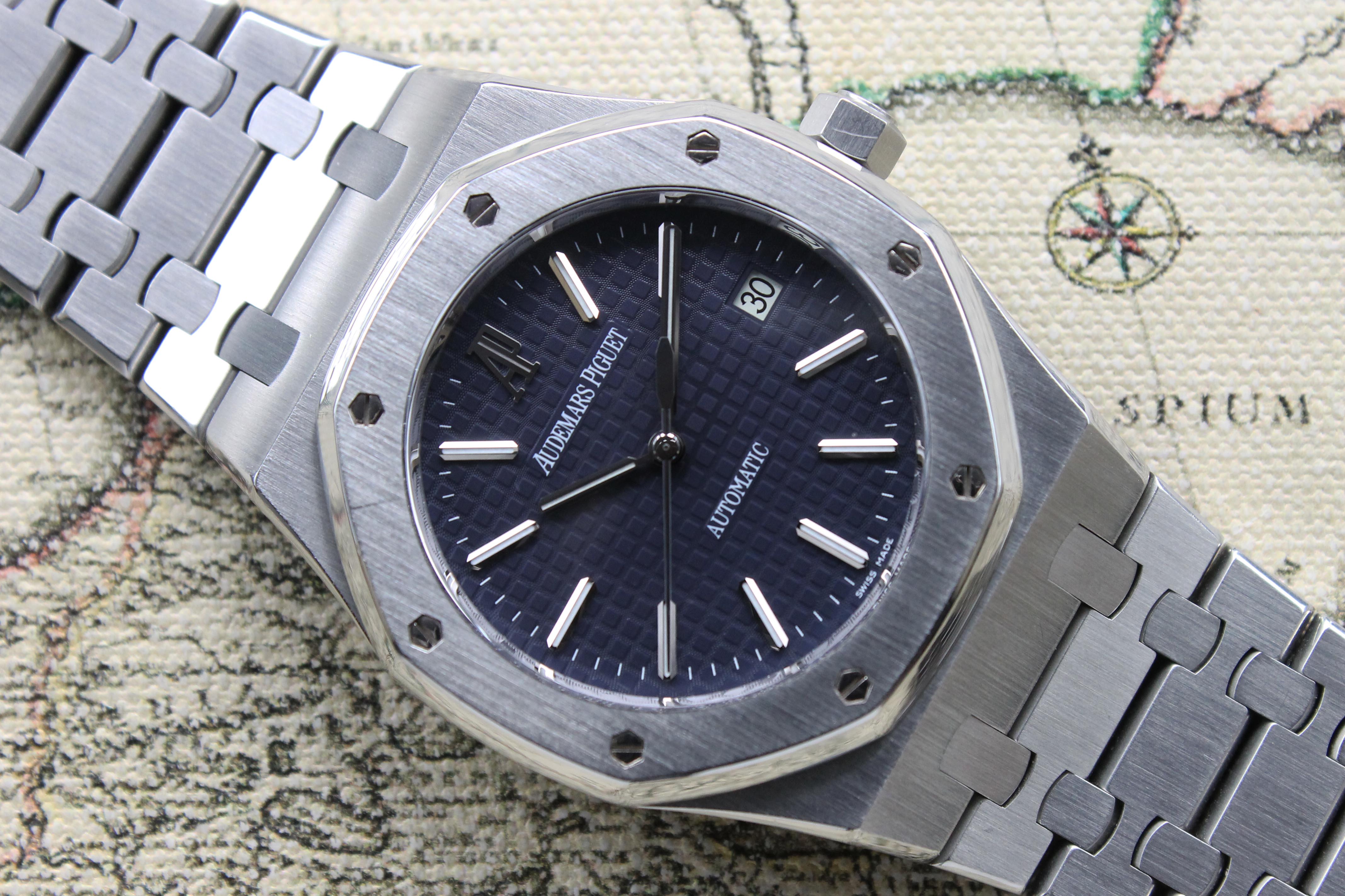 2010 Audemars Piguet Royal Oak Blue Dial Ref. 15300ST (Full Set)