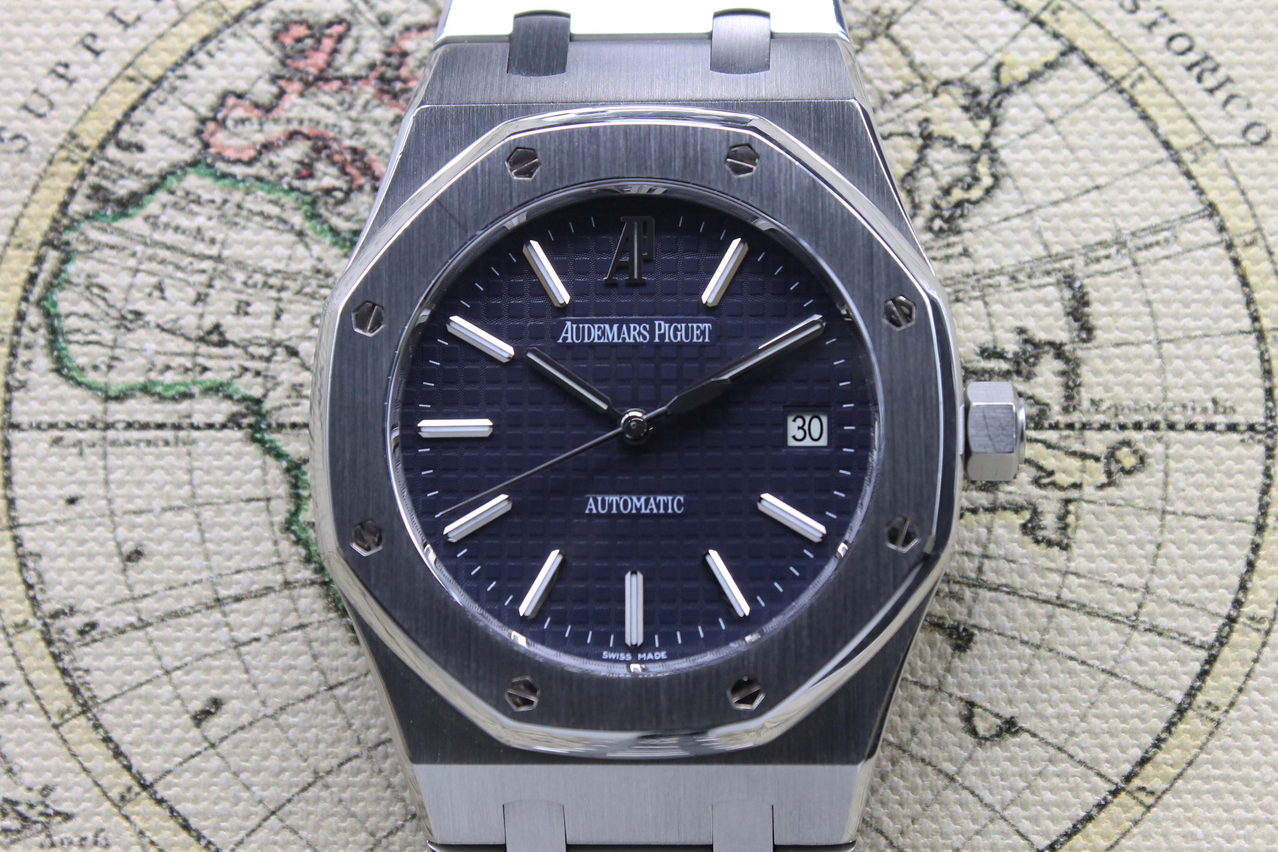 2010 Audemars Piguet Royal Oak Blue Dial Ref. 15300ST (Full Set)