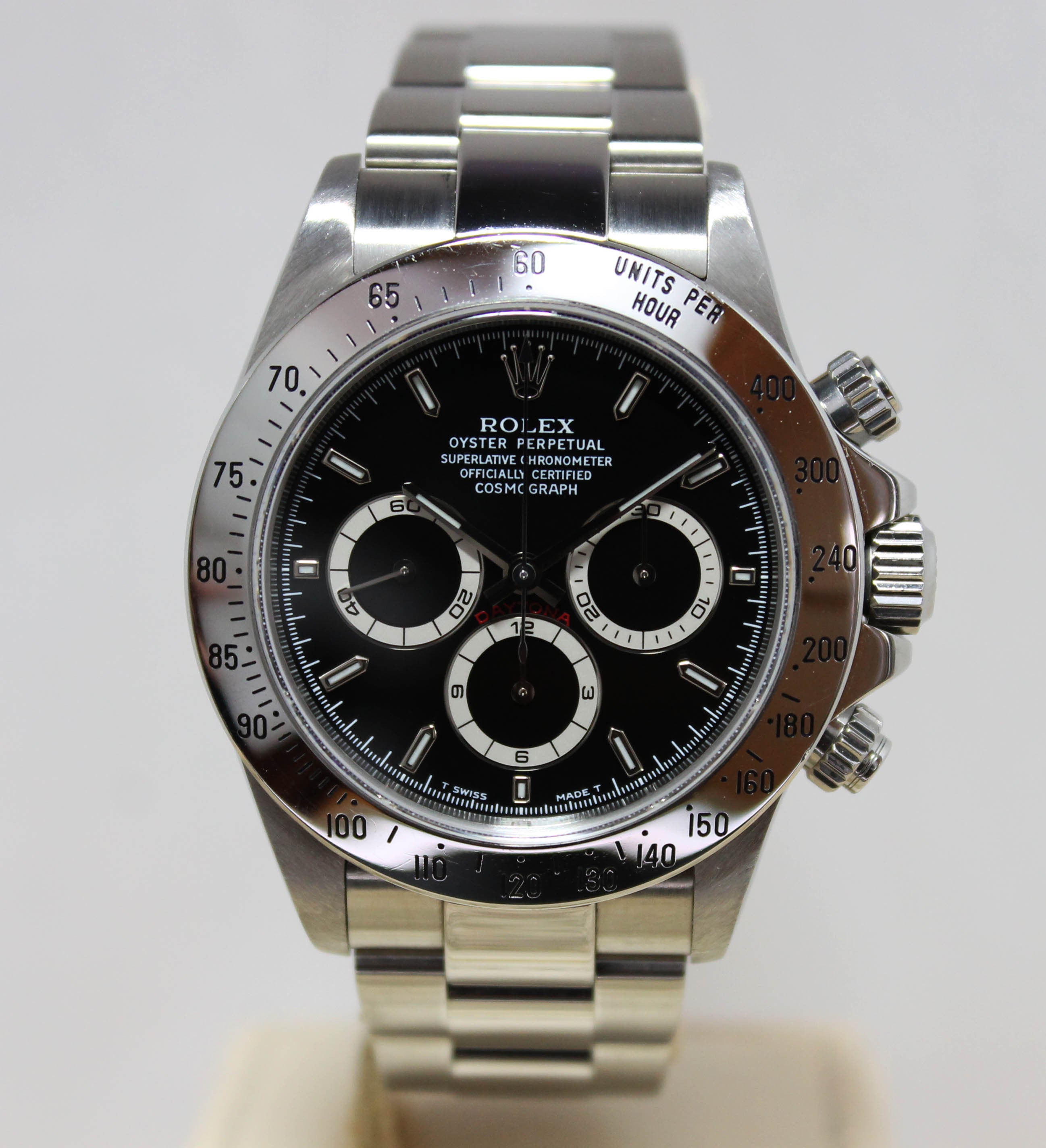 Rolex Daytona Near NOS Ref. 16520 Year 1998 (with Box & RSC Papers)