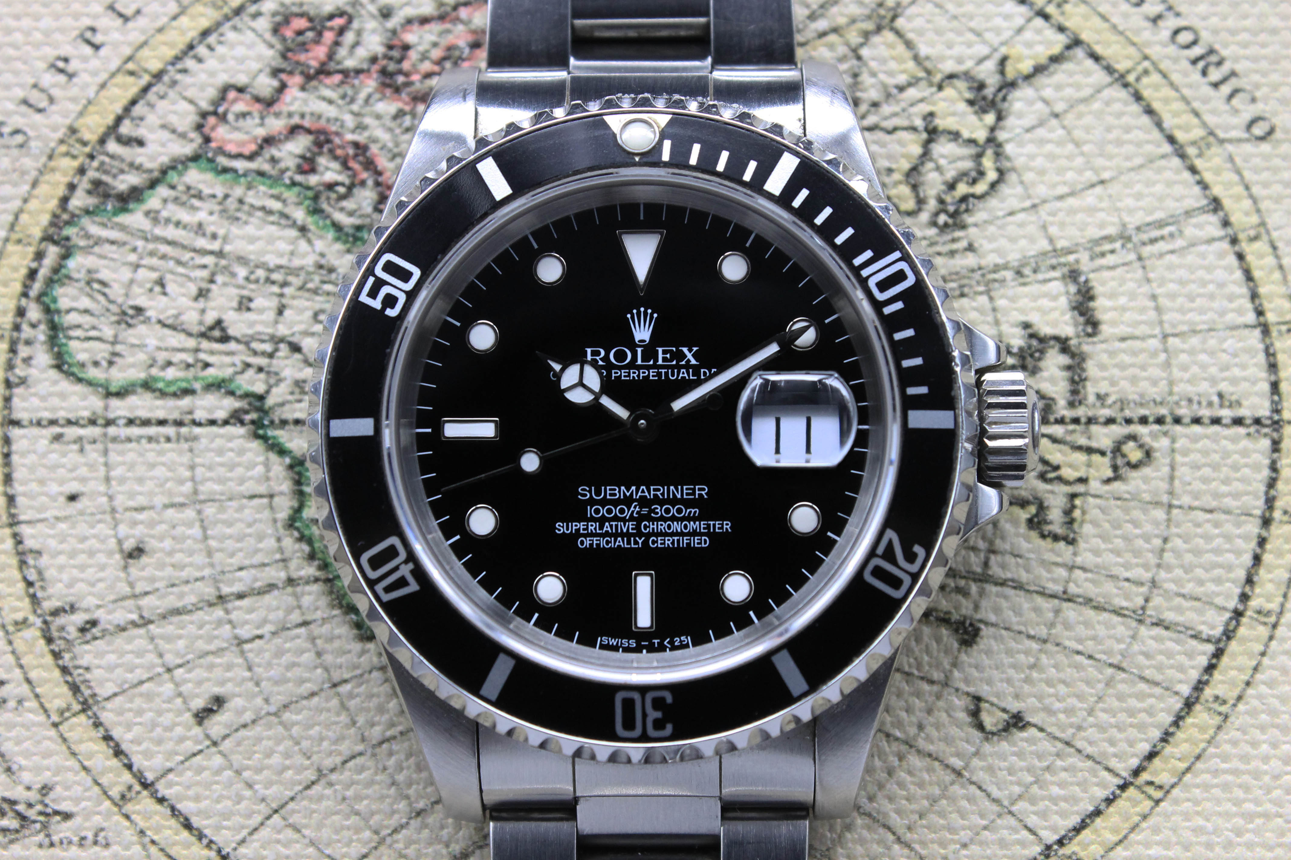 1993 Rolex Submariner Tritium Dial Ref. 16610 (Full Set)