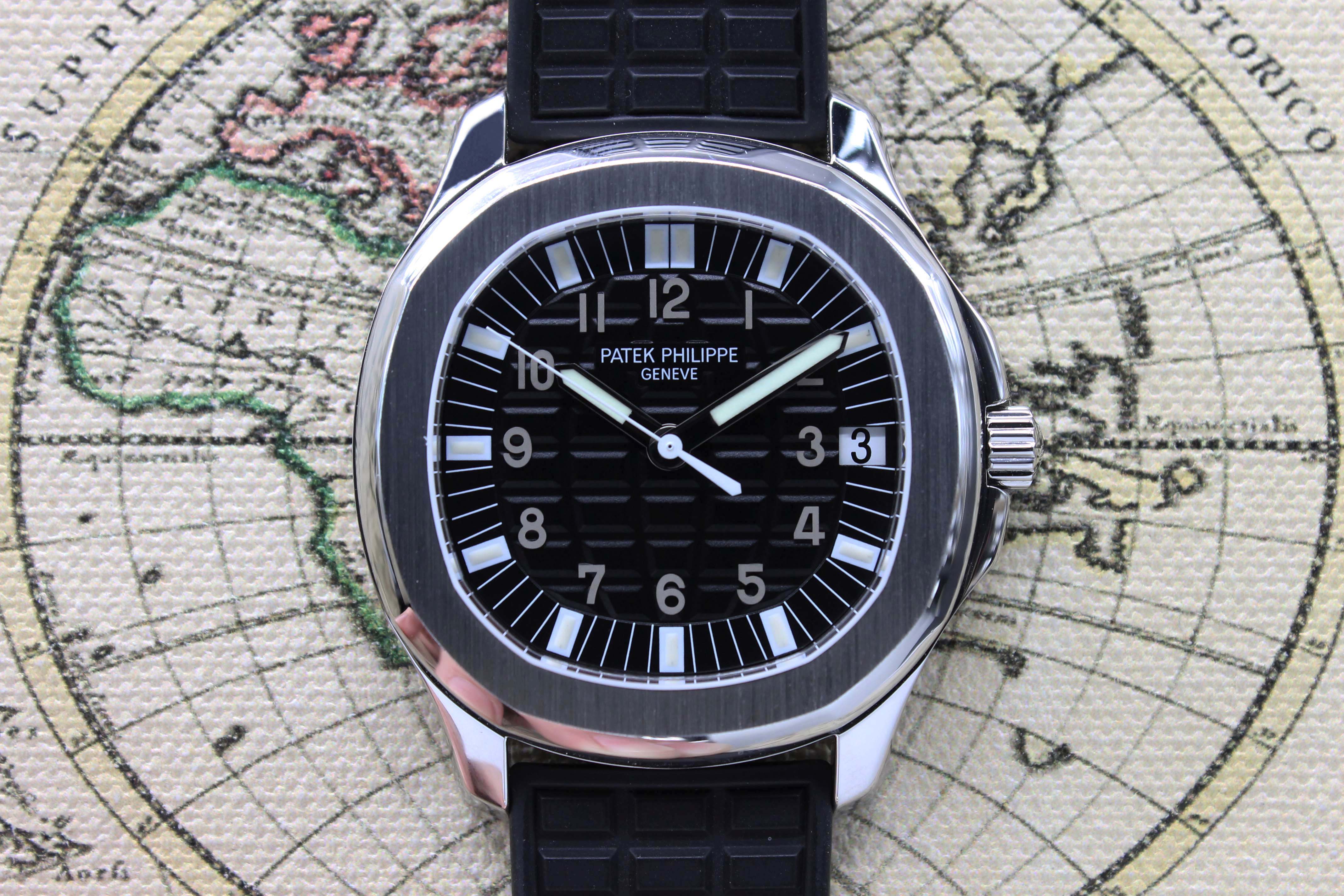 Patek Philippe Aquanaut Jumbo Ref. 5065 Year 2004 (Full Set)