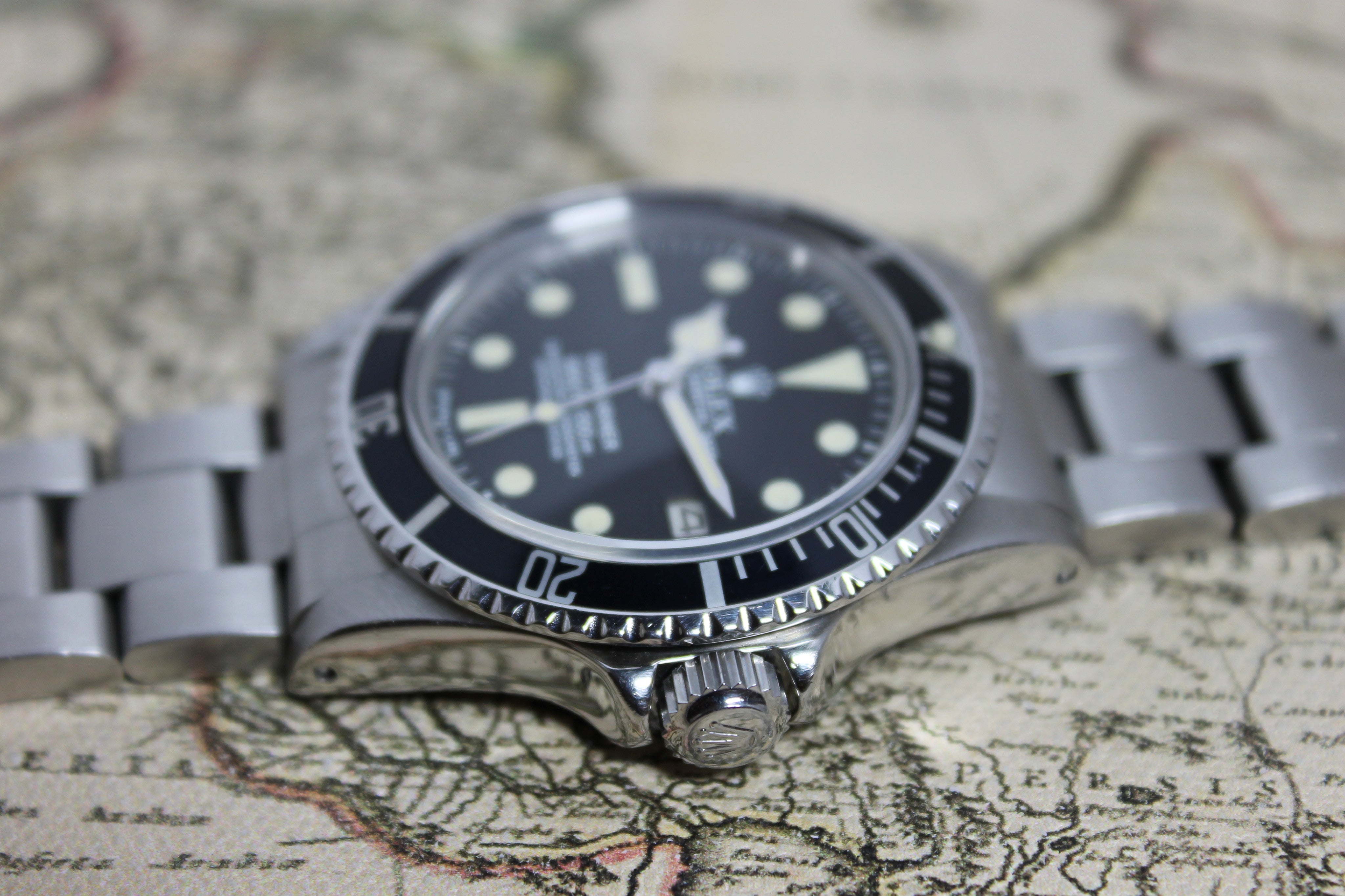 Rolex Submariner Ref. 1680 Year 1975 (Full Set)