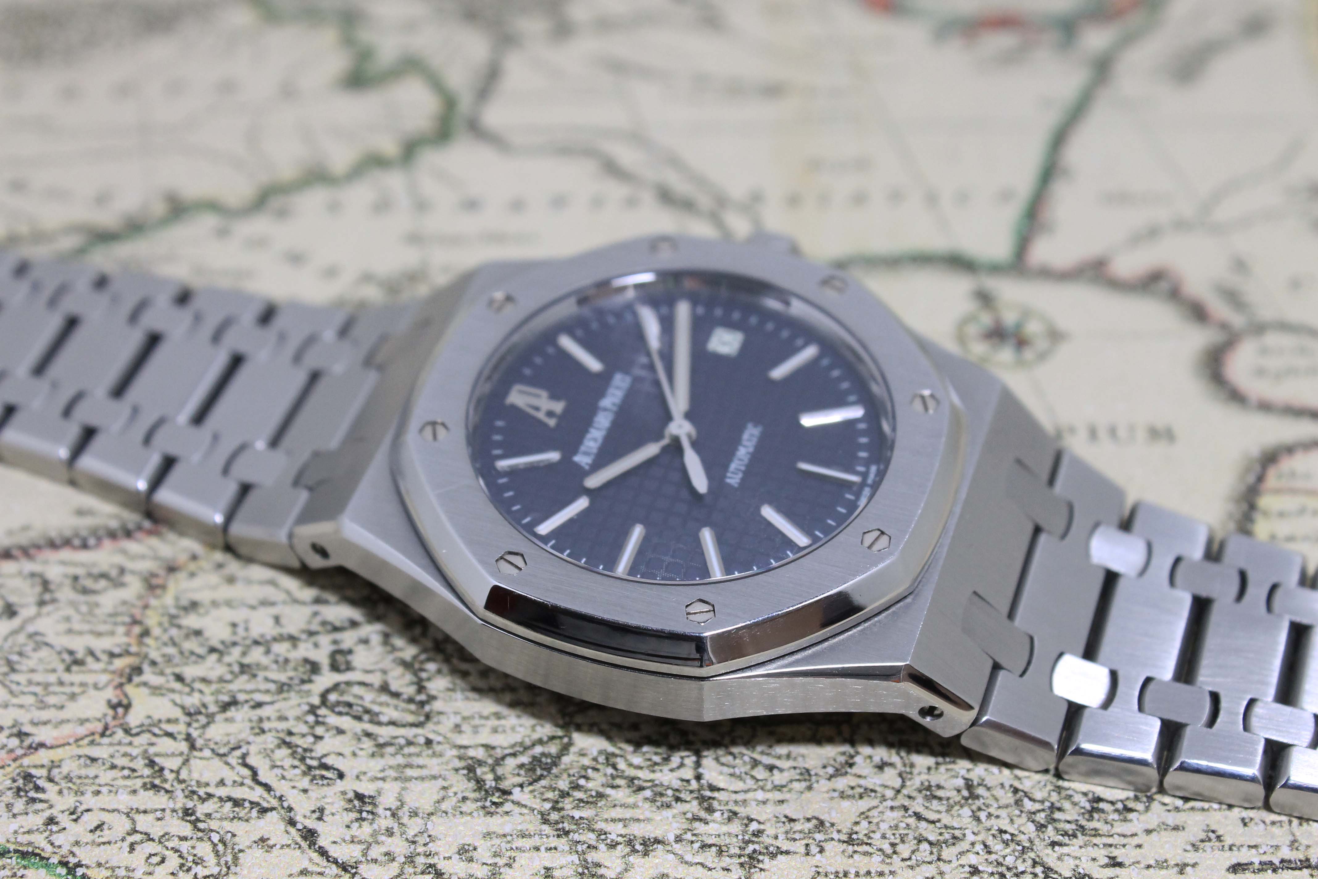 2010 Audemars Piguet Royal Oak Blue Dial Ref. 15300ST (Full Set)