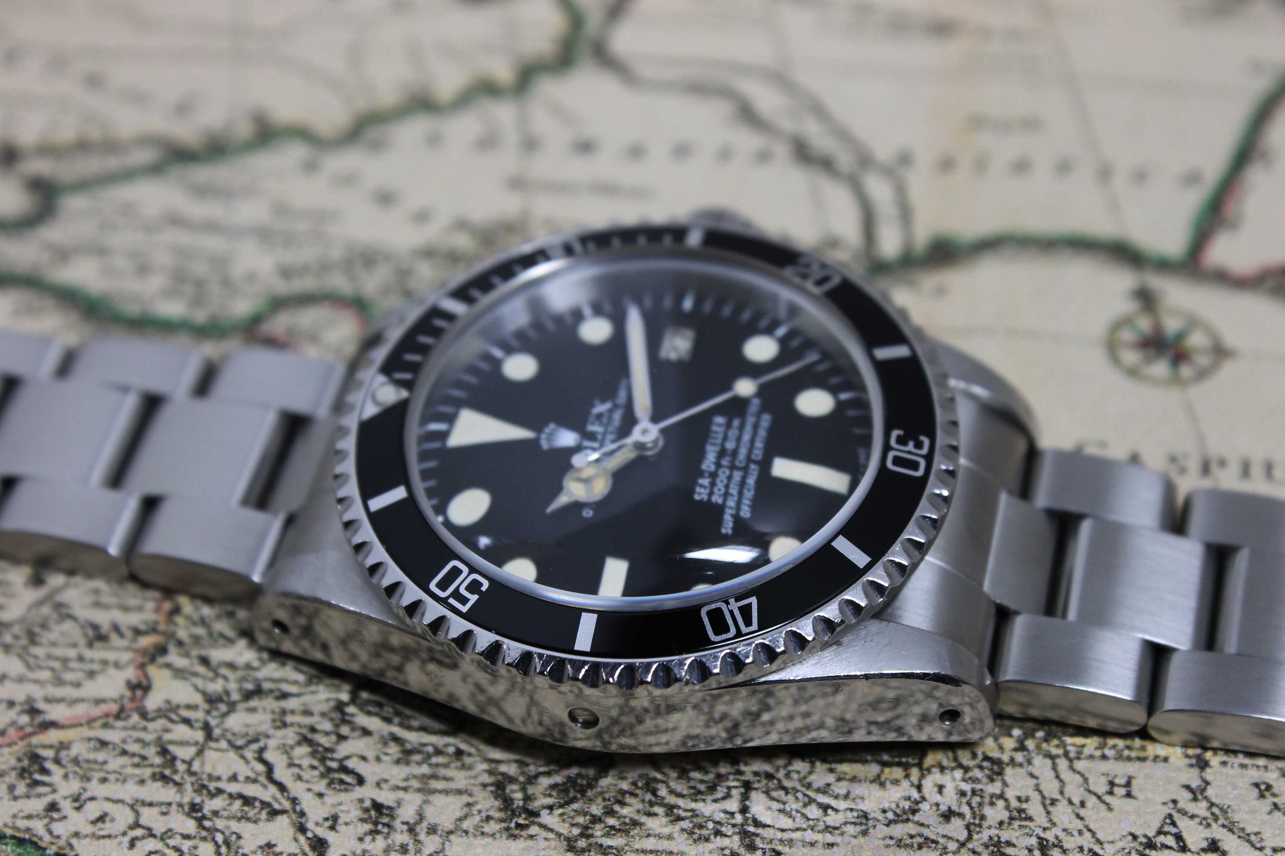 Rolex Sea Dweller Great White MK1 Ref. 1665 Year 1980 (with Box and Papers)