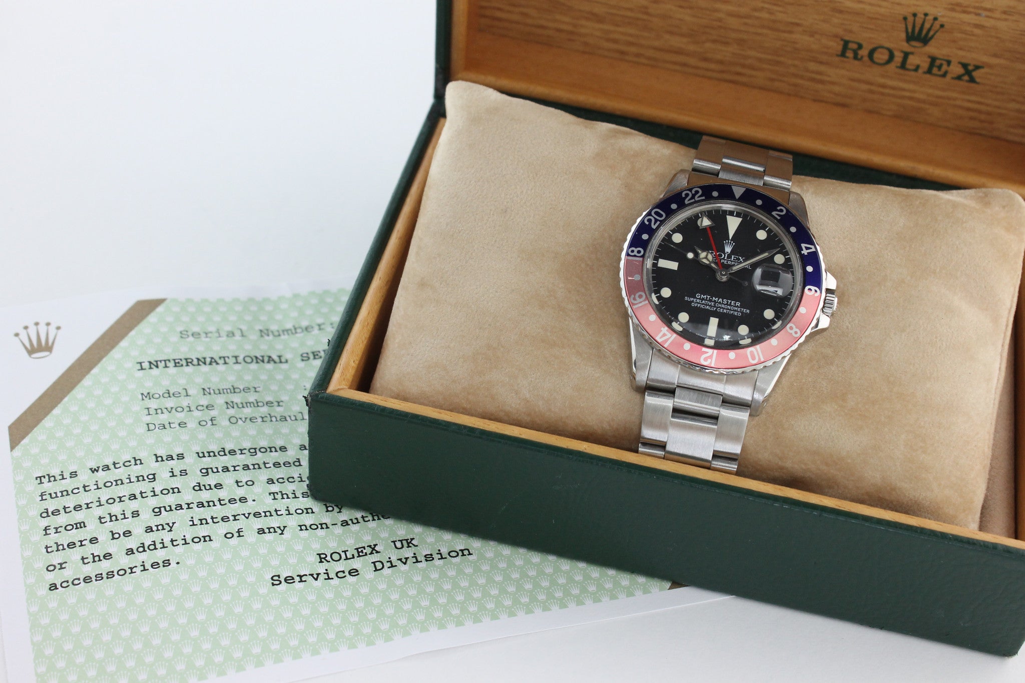 1985 - Rolex GMT Master Pepsi (With Box and Service papers from RSC UK 2009 - Momentum Dubai