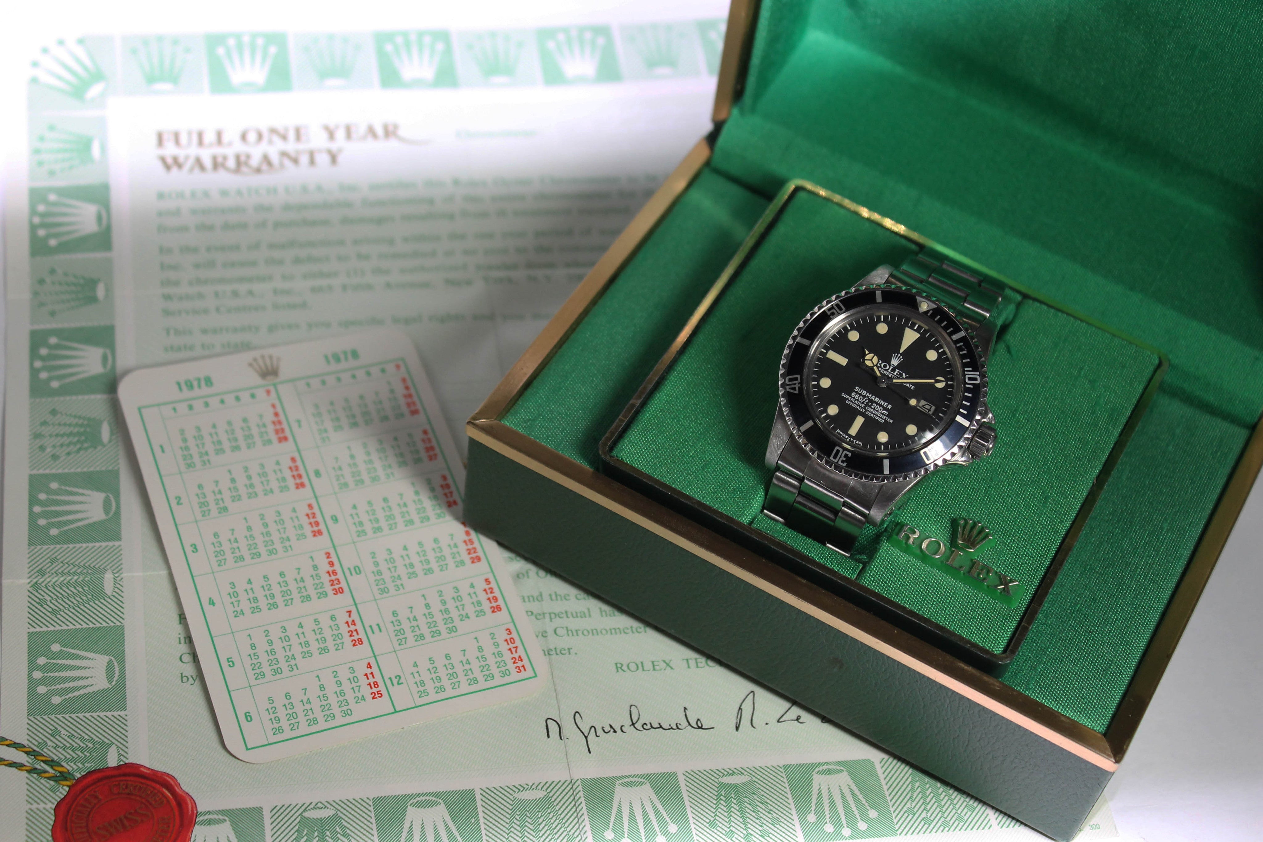 Rolex Submariner Ref. 1680 Year 1975 (Full Set)