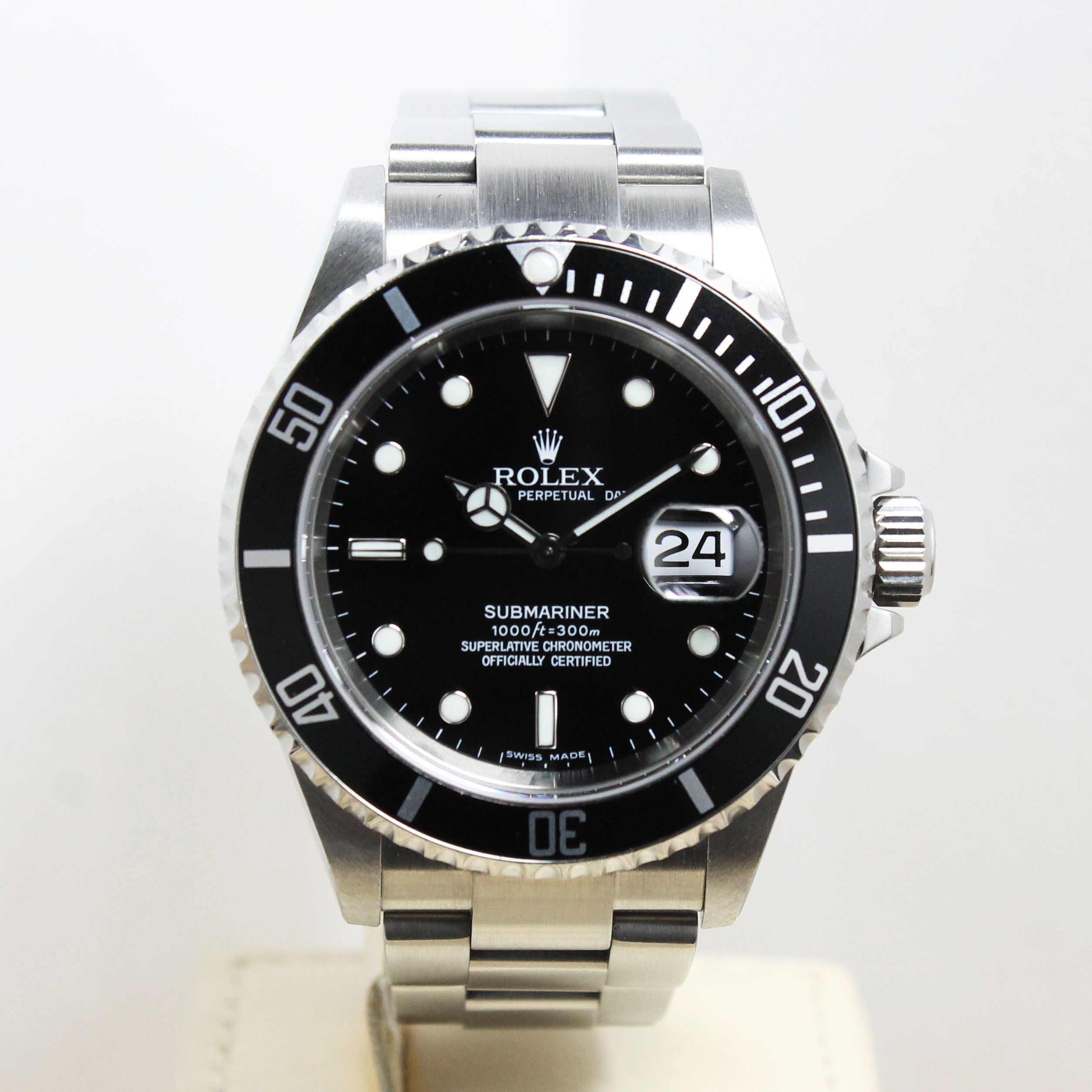 Rolex Submariner Ref. 16610 Year 2005 (Full Set)