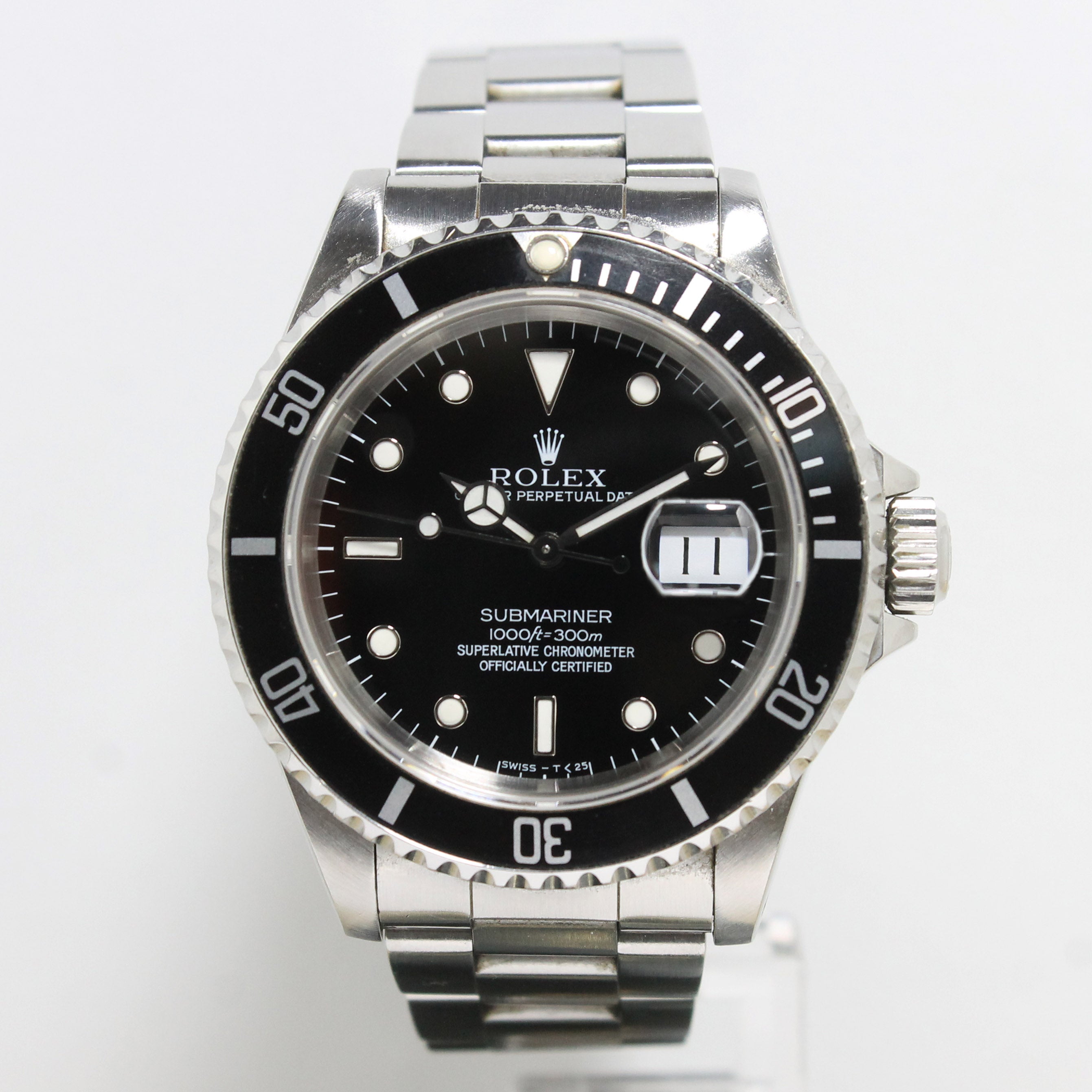 1993 Rolex Submariner Tritium Dial Ref. 16610 (Full Set)