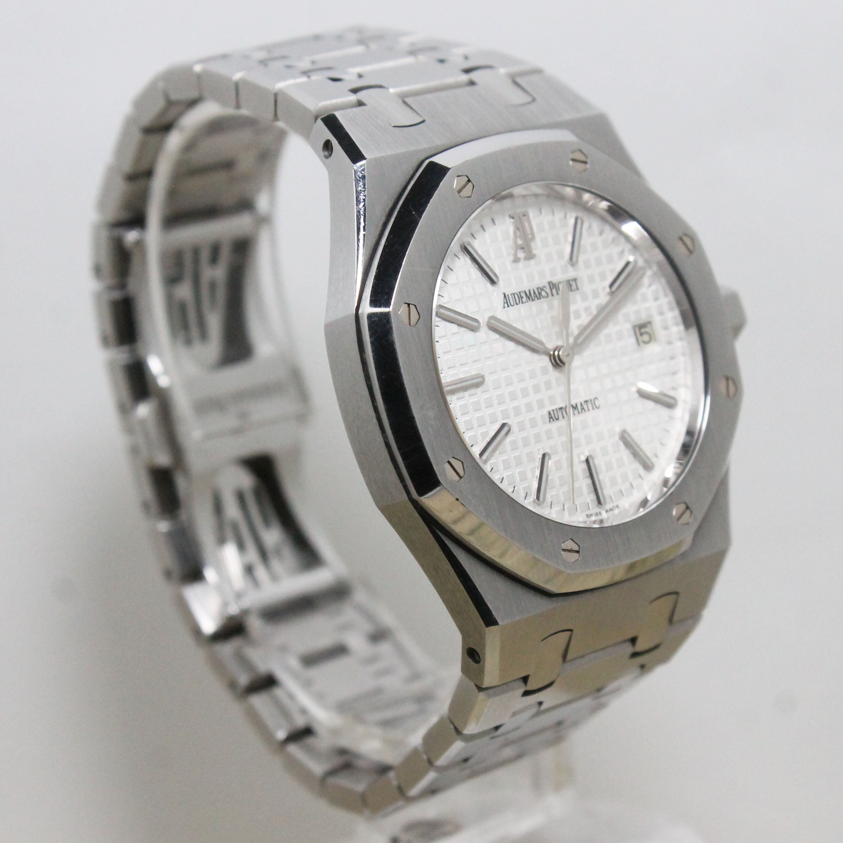 2010 Audemars Piguet Royal Oak White Dial Ref. 15300 (Full Set)