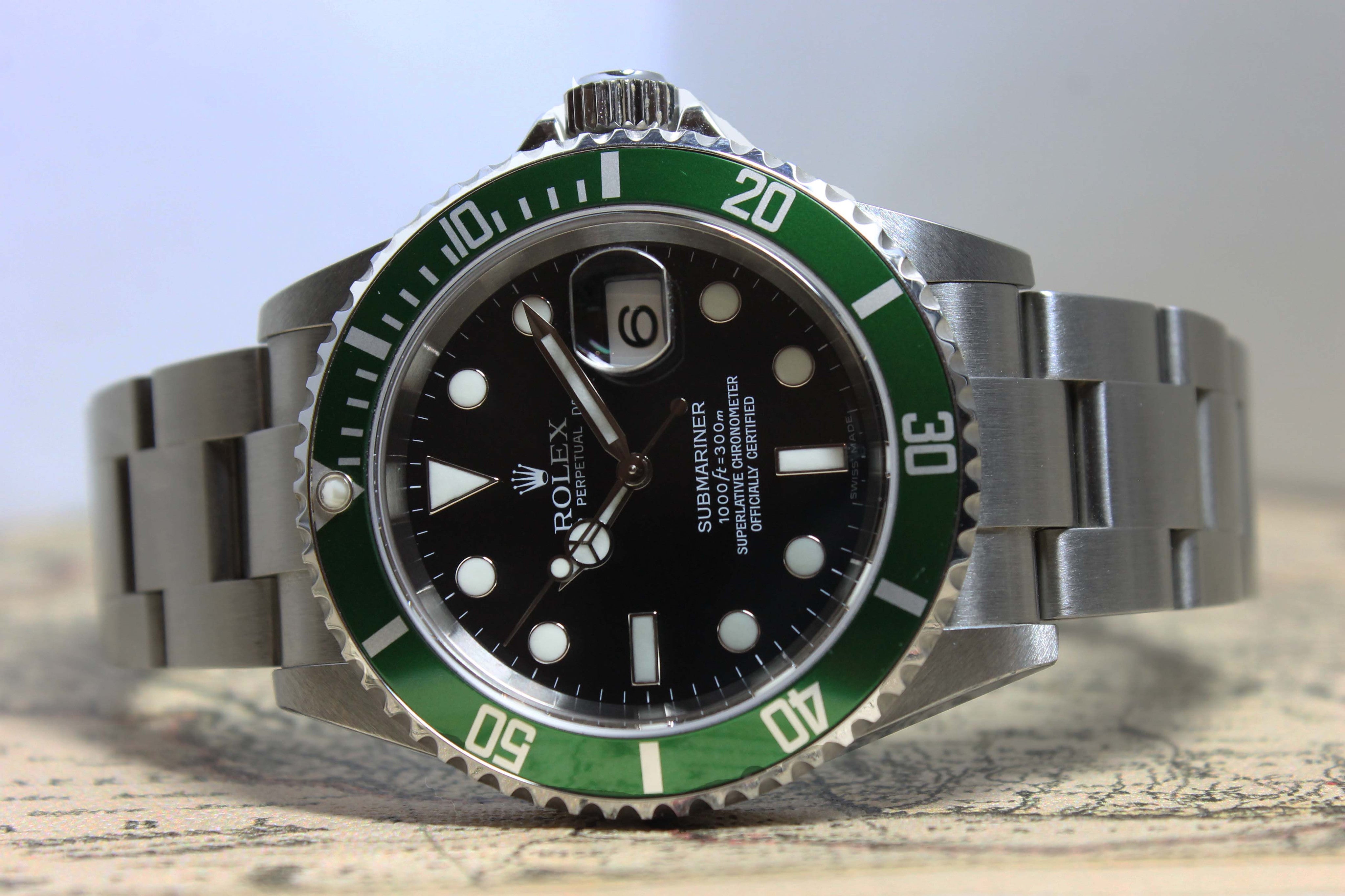 Rolex Submariner Anniversary NOS Ref. 16610LV Year 2006 (Full Set)